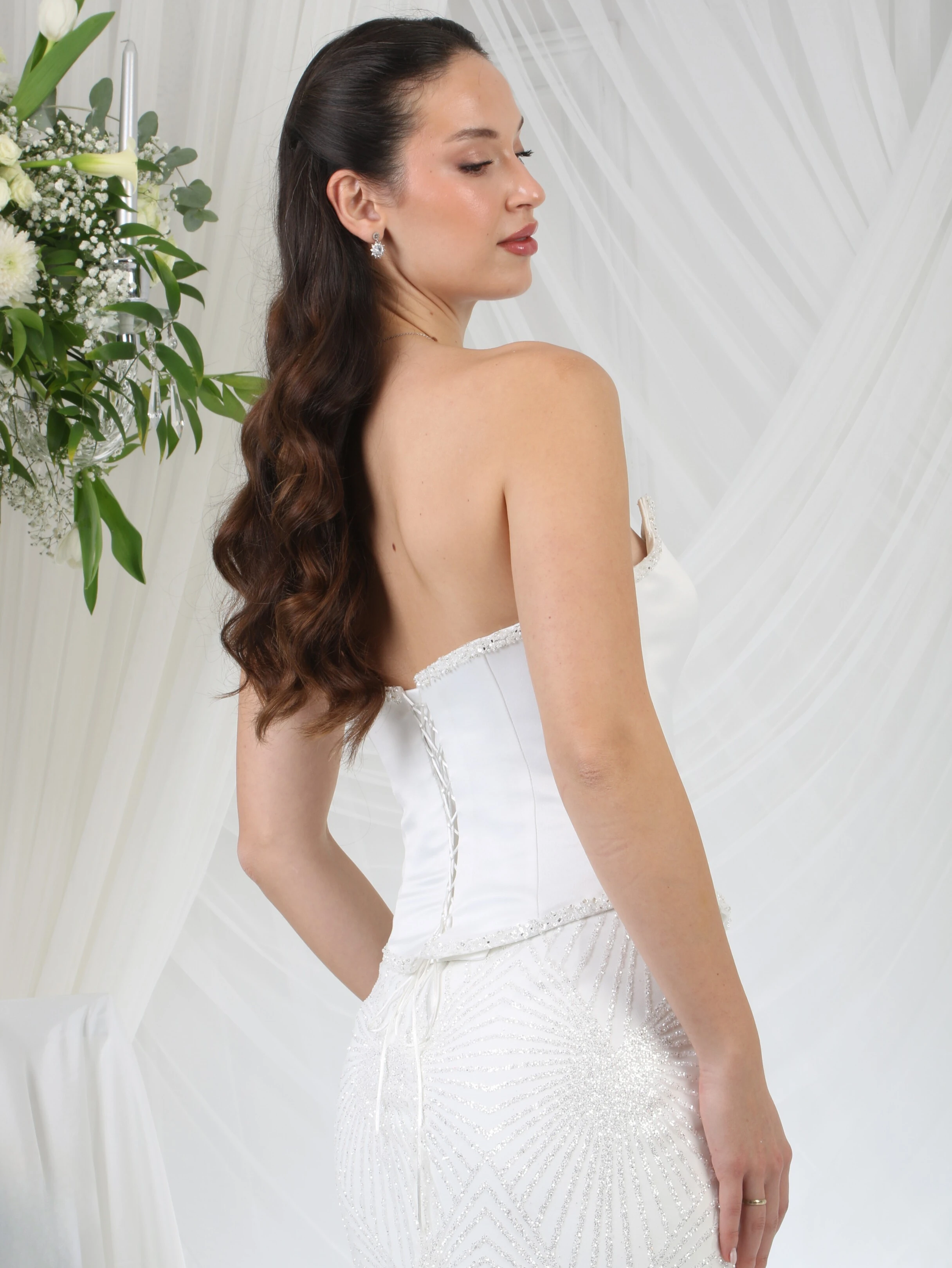 Elegant Serenity Balık Kesim Nişan Elbisesi