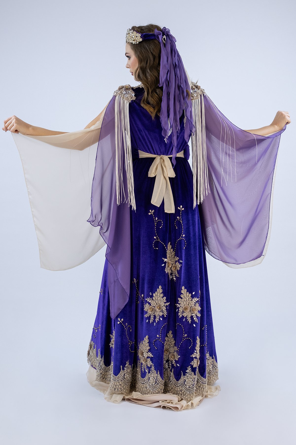 Astronomic Elegance Pelerin Bindallı