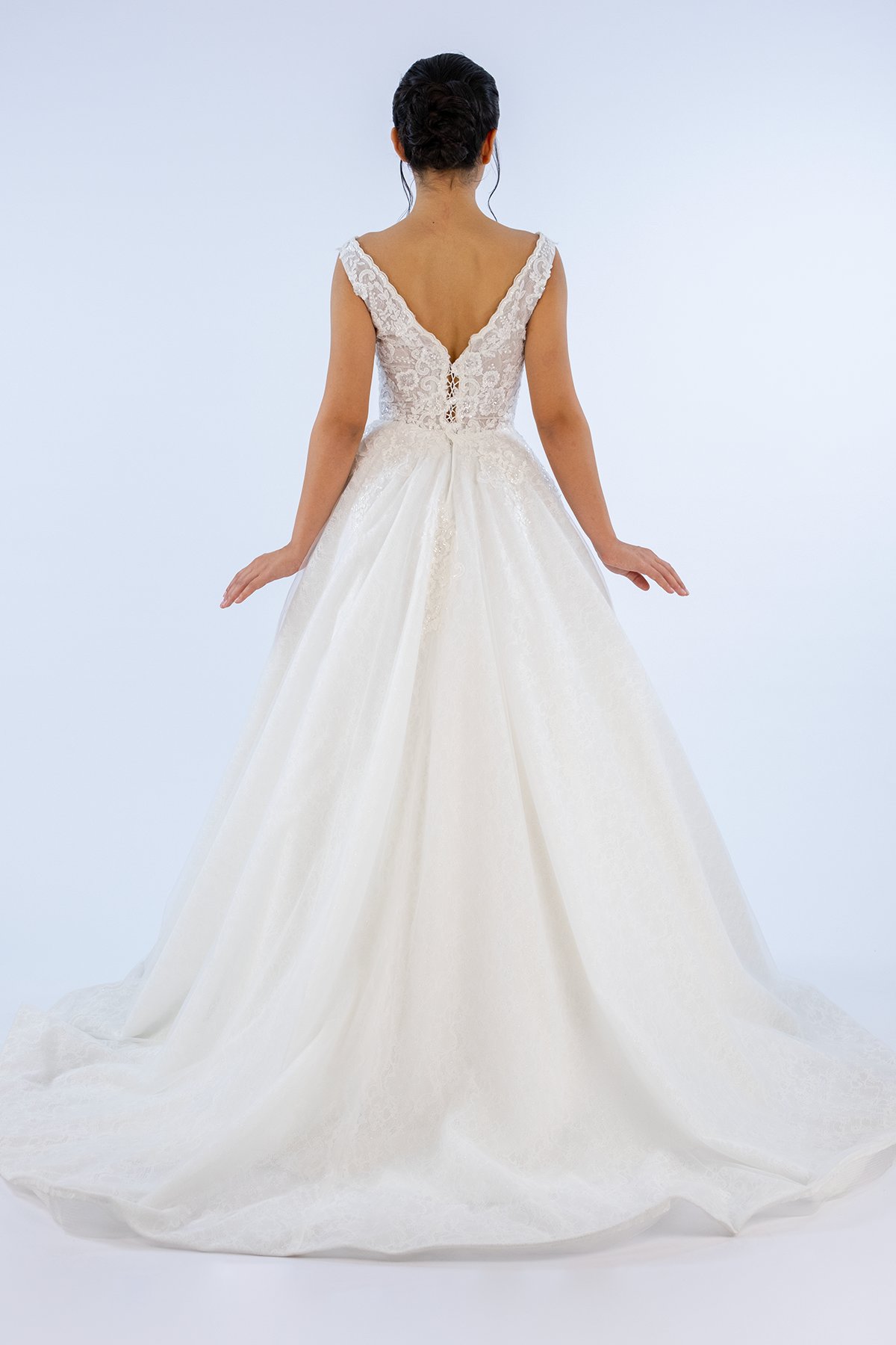 Brave Opulence Dantel Gelinlik