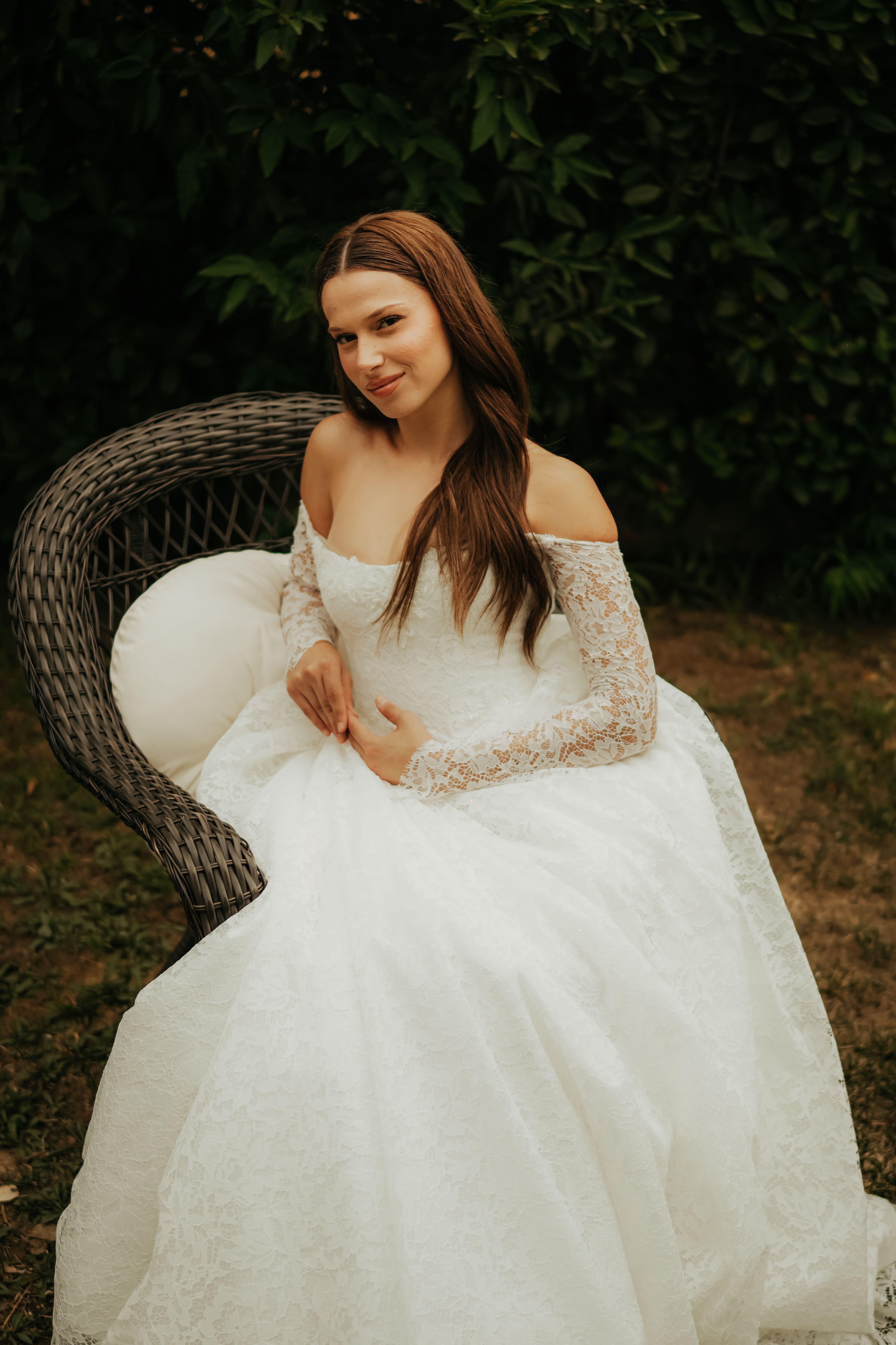 Opulent Enchantment Dantel Gelinlik 