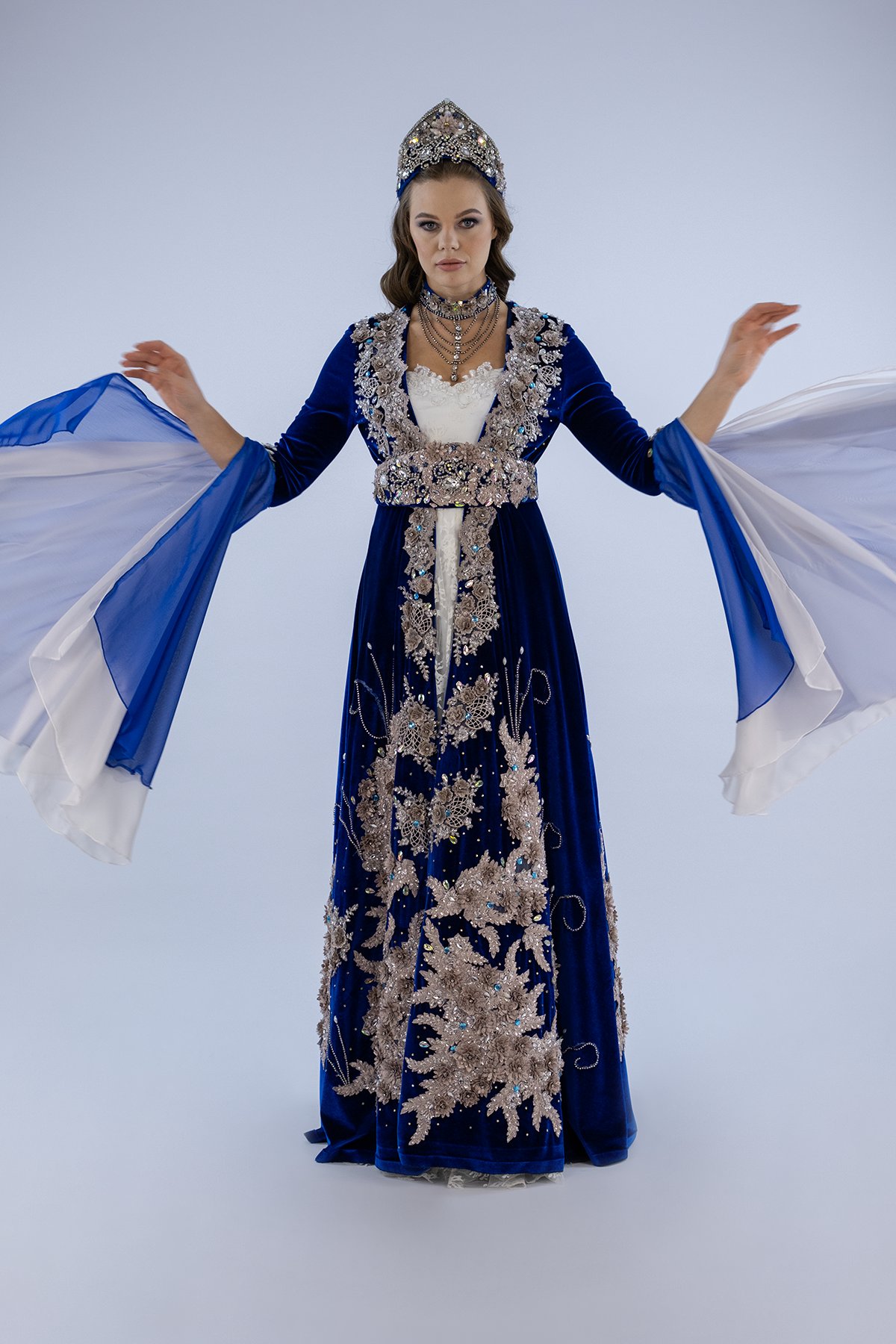 Assured Sophistication Kaftan Bindallı