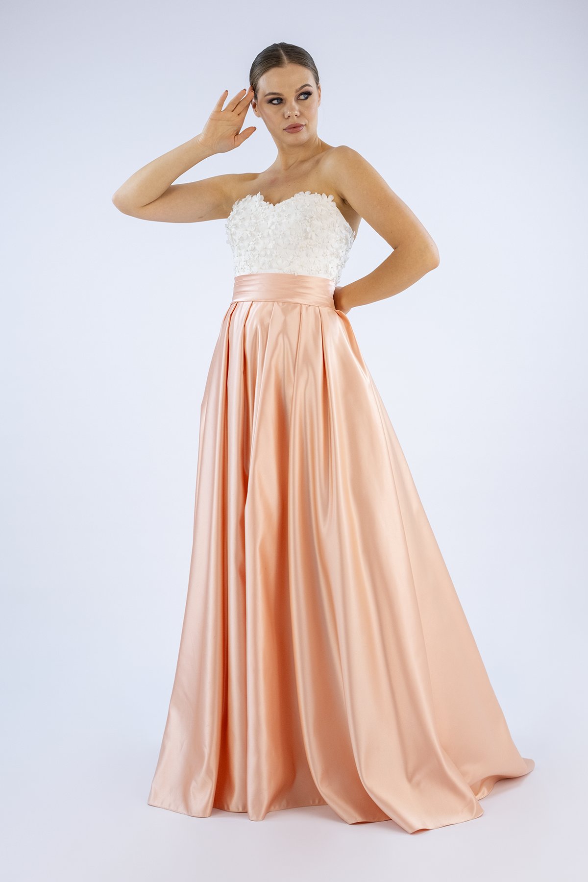 Aeon of Love Prenses Kesim Nişan Elbisesi
