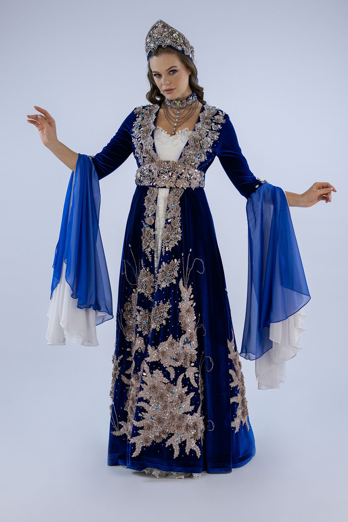 Assured Sophistication Kaftan Bindallı