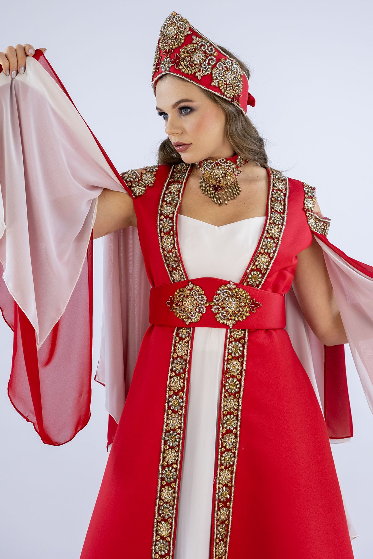 Aesthetic Journey Pelerin Bindallı