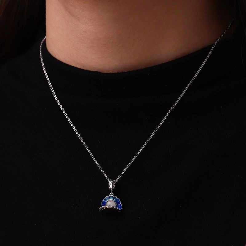 Parlayan Deniz Kabuğu Charm, 925 Ayar Gümüş