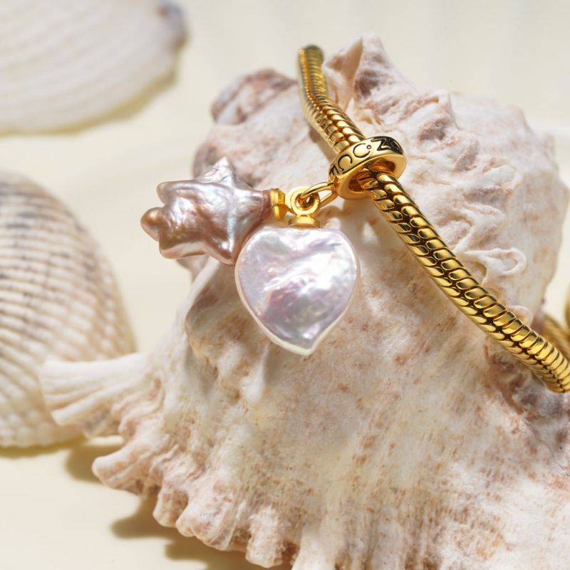 (18cm 18K Altın Kaplama Klasik Bileklik) ve (Ocean Love Star İnci Charm) ve (Altın Yıldız Kübik Zirkon Taşlı Charm), 925 Ayar Gümüş