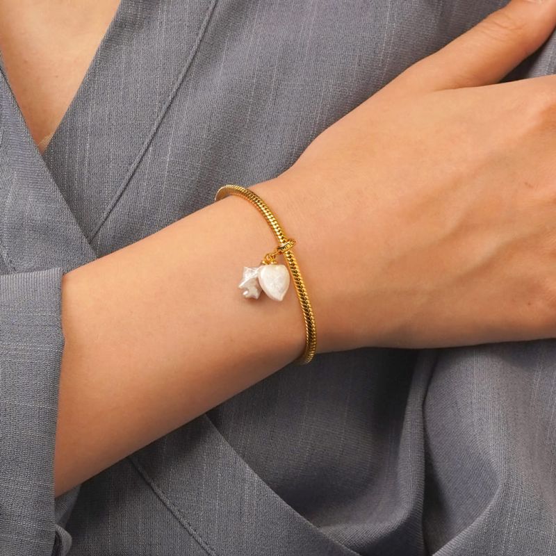 (18cm 18K Altın Kaplama Klasik Bileklik) ve (Ocean Love Star İnci Charm) ve (Altın Yıldız Kübik Zirkon Taşlı Charm), 925 Ayar Gümüş