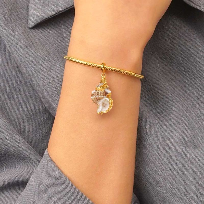 Doğal Deniz Kabuğu  Charm, 18K Altın Kaplama 925 Ayar Gümüş
