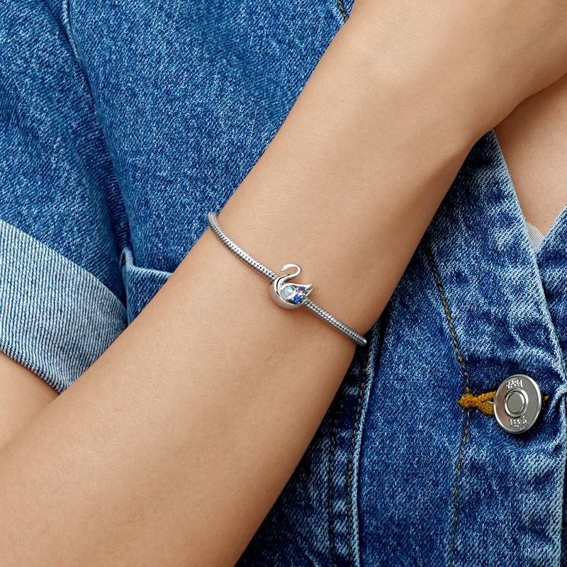 (18cm Klasik Bileklik) ve (Phoenix Tüyü Stoper Charm) ve (Aytaşı Kuğu Charm), 925 Ayar Gümüş