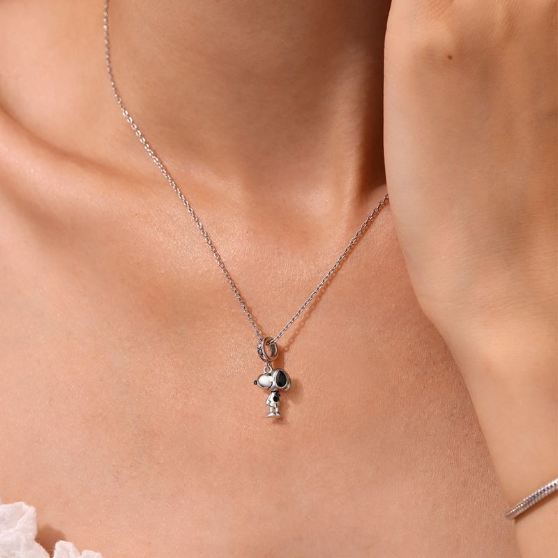 Peanuts Ayakta Duran Snoopy Sallantılı Charm, 925 Ayar Gümüş