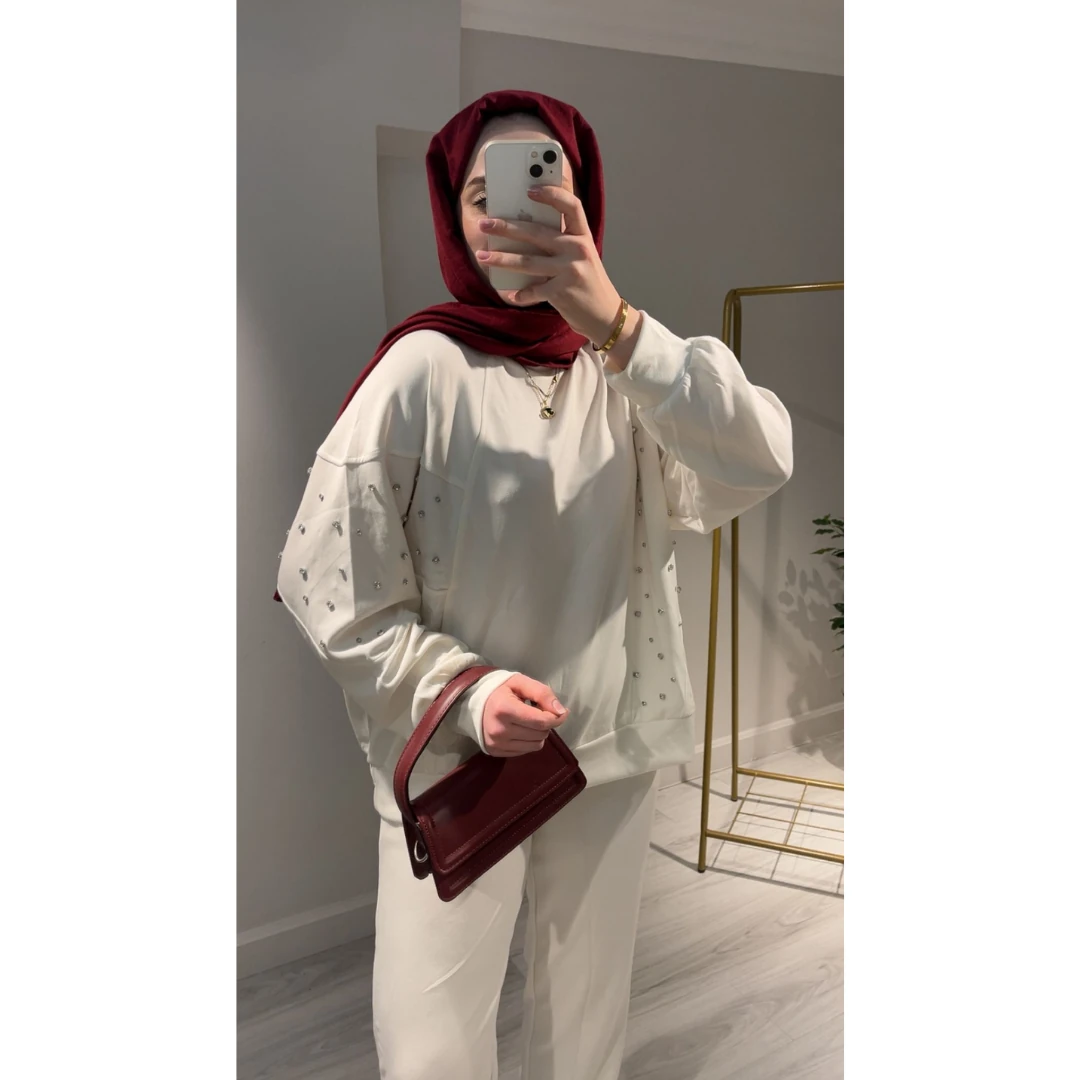 Scuba Beyaz Taşlı Takım