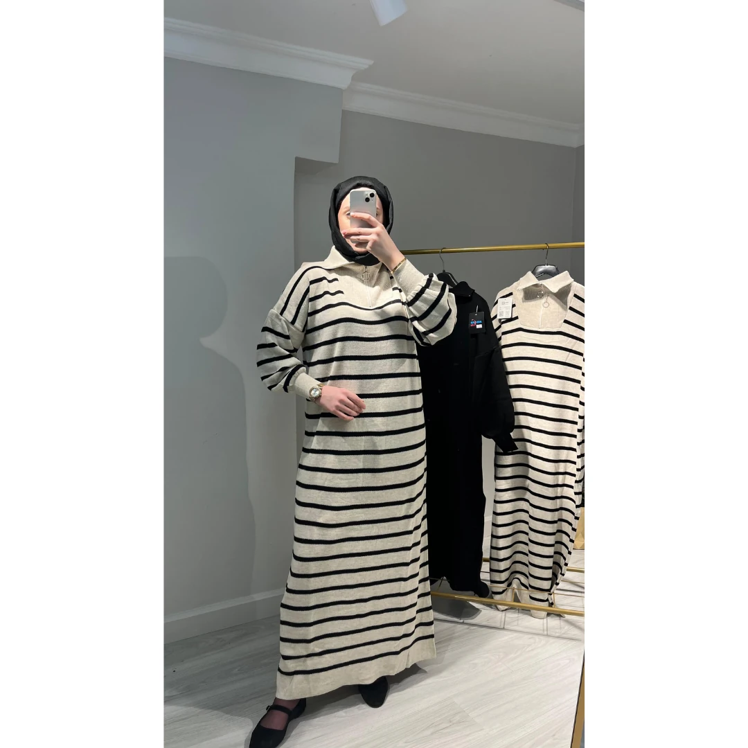 Çizgili Balon Kollu Triko Elbise