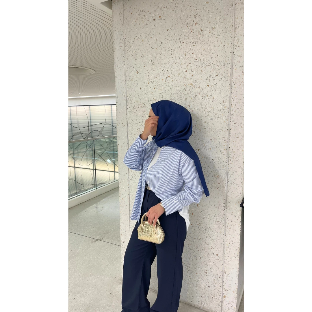 Taş Detaylı Çizgili Oversize Gömlek