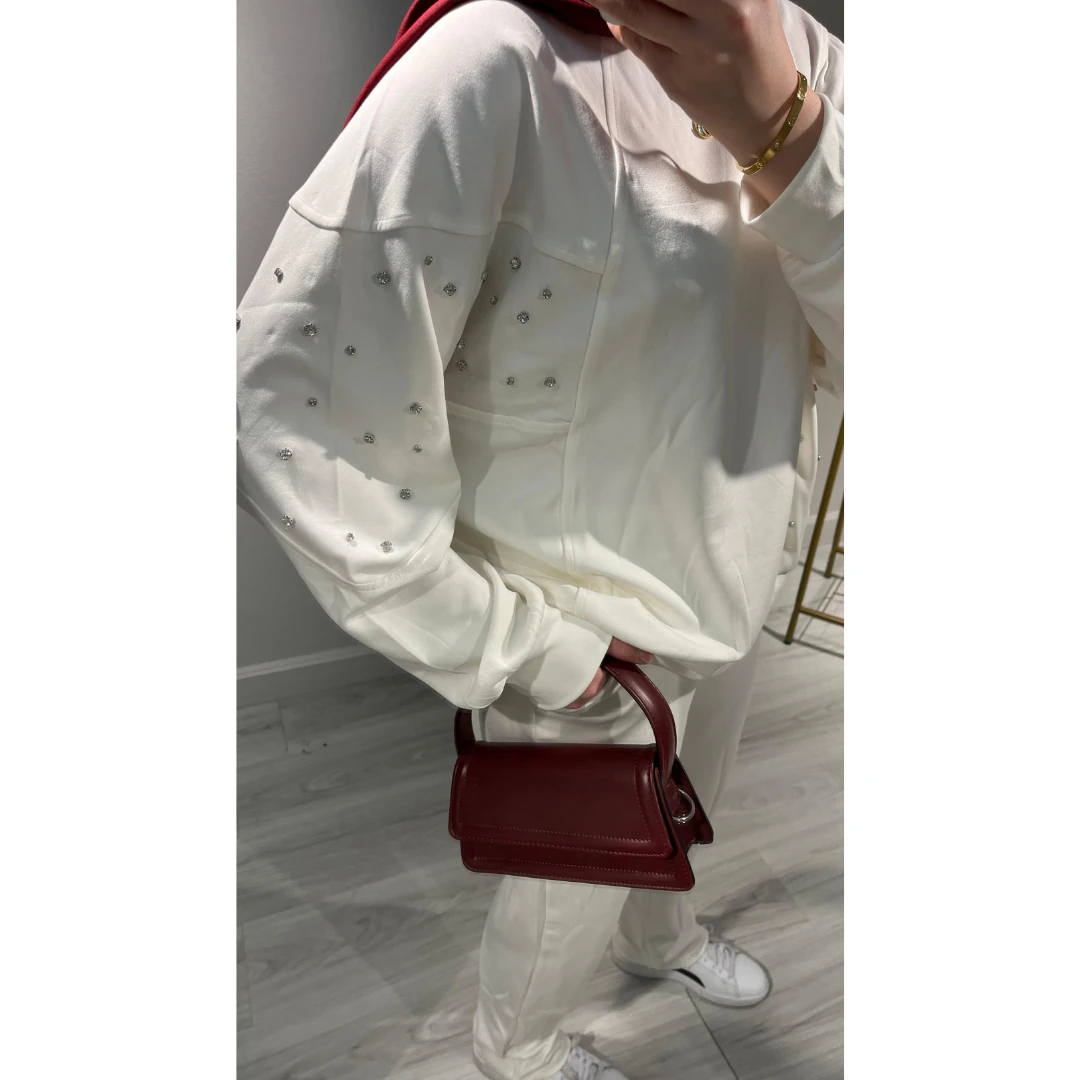 Scuba Beyaz Taşlı Takım