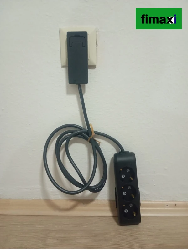 Uzatma Kablosu Üçlü priz Kablolu İnce Fişli, Dar Alanlara Uygun siyah renk