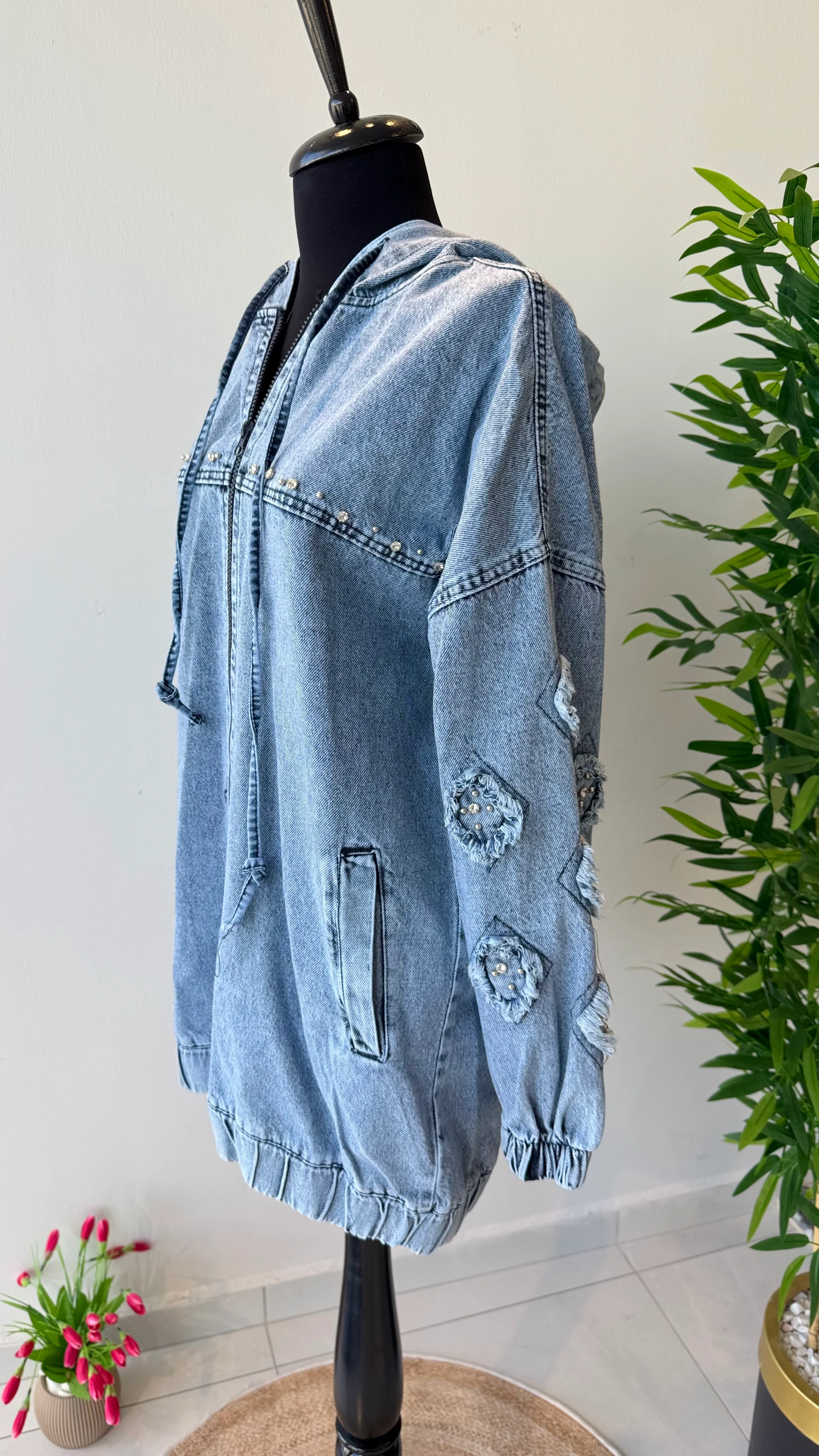 Kol Taşlı Kapüşonlu Denim Ceket