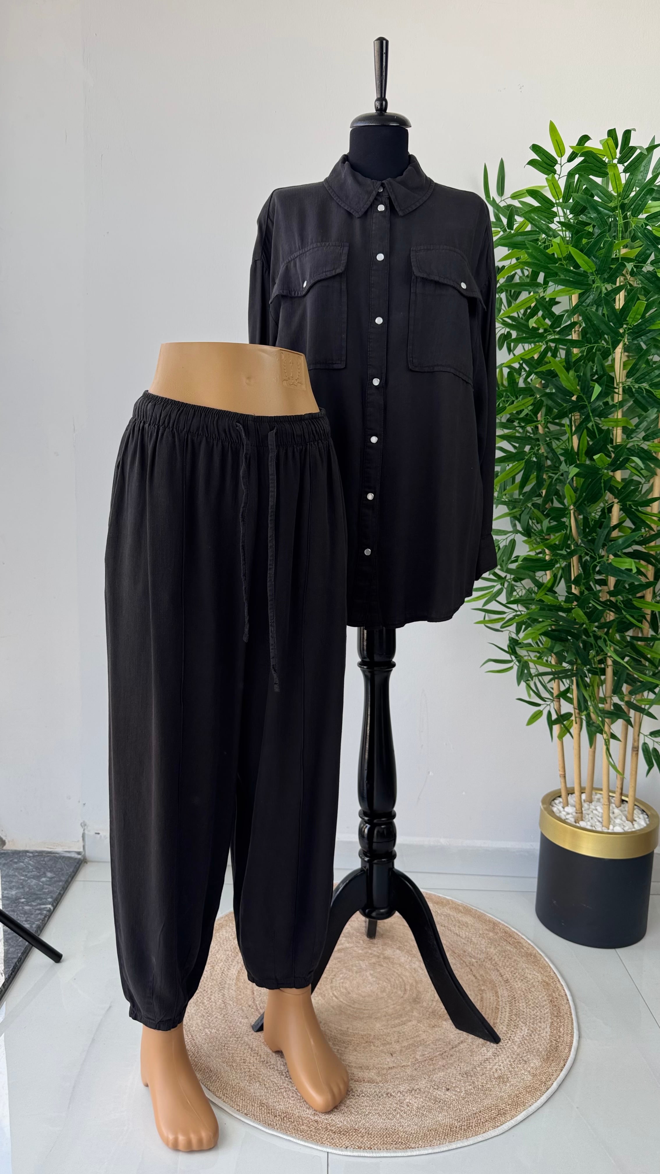 Tencel Konik Pantolonlu Takım - Siyah