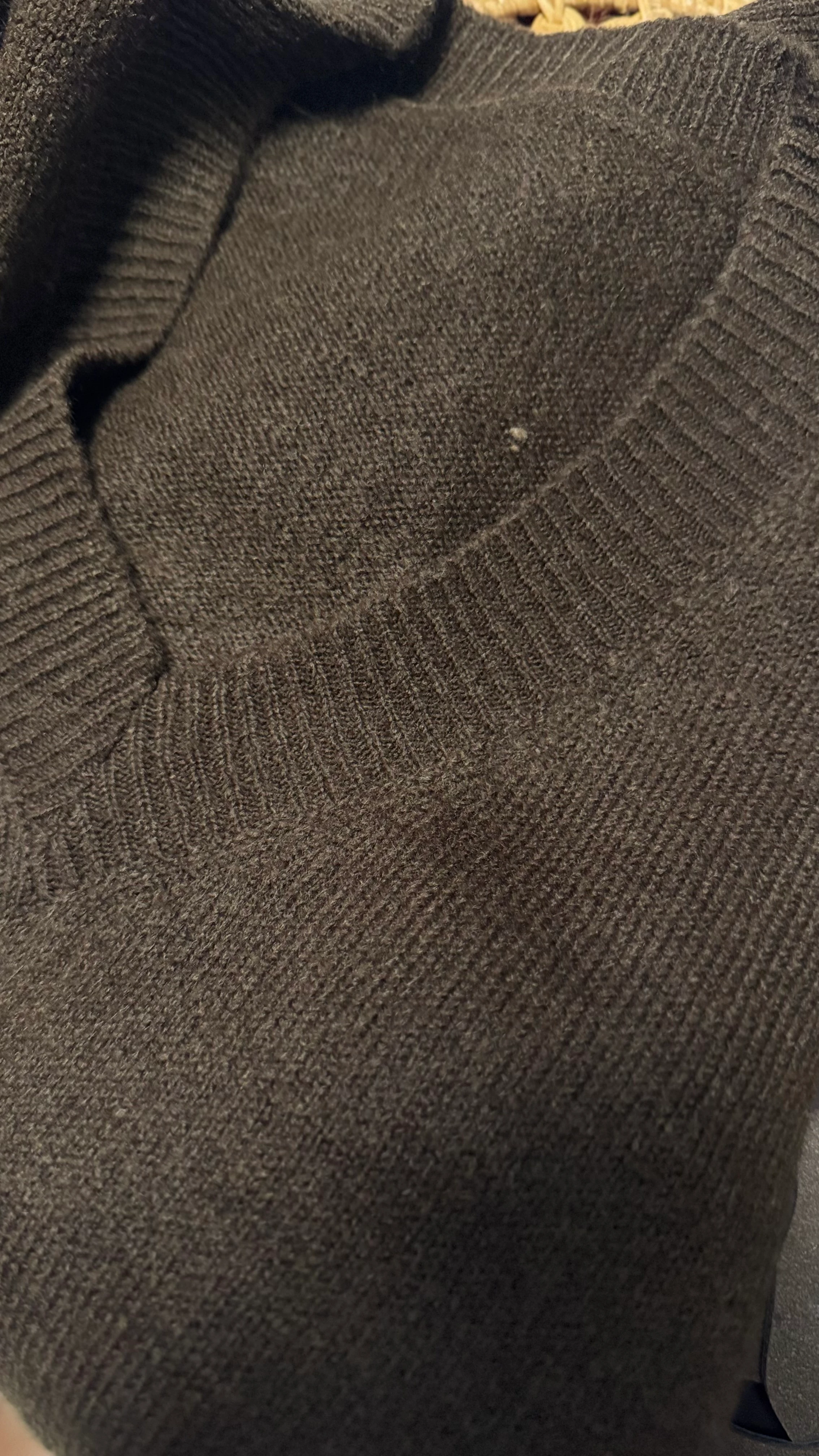 V Yaka rahat kalıp yumuşak dokulu kazak - Kahverengi