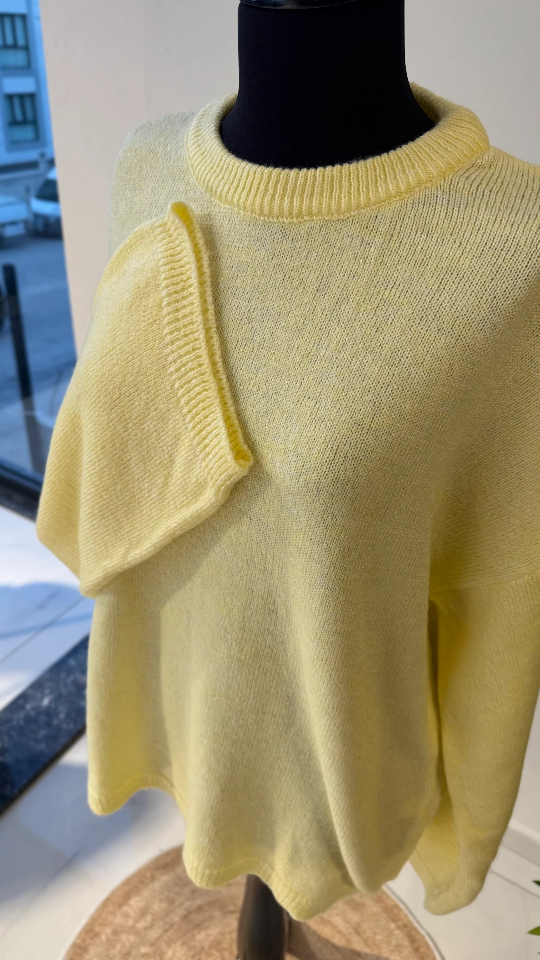 Bisiklet Yaka Rahat Kalıp Kazak - Sarı