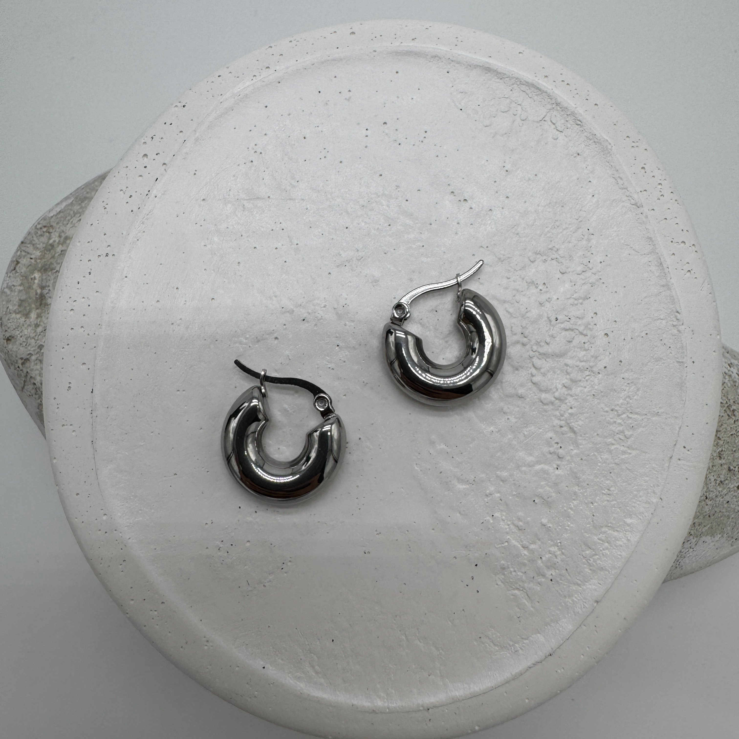 Çelik Silver Minimal Halka Küpe  - Silver