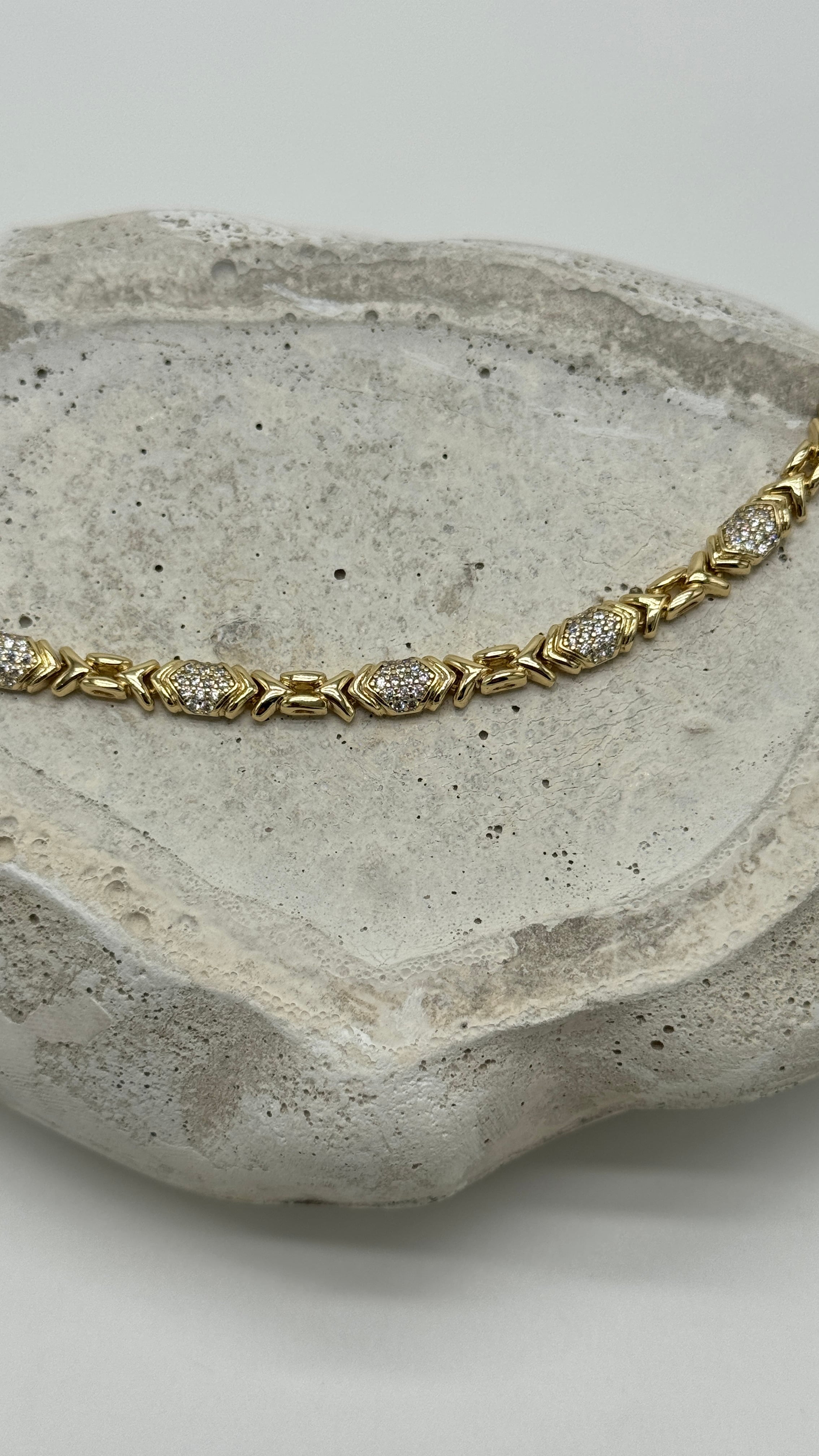Özel Seri 14K Altın Kaplama Serena Oval Taşlı Taş Detay Bileklik - Gold