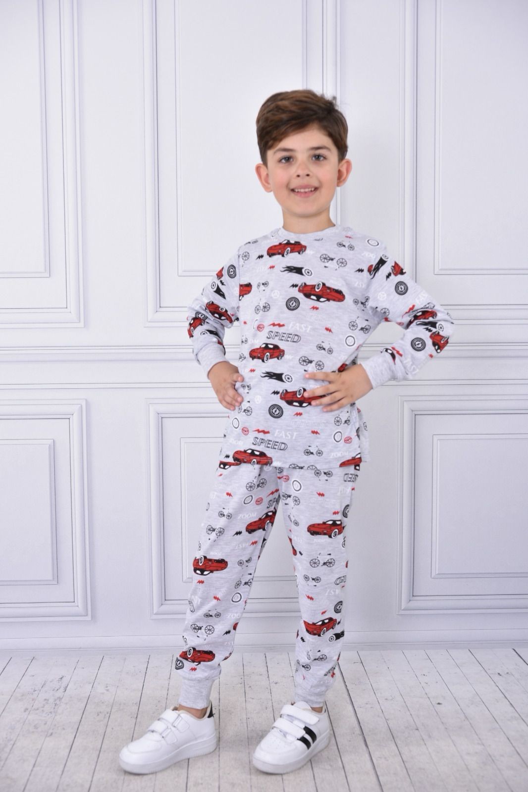 Arabalı Pijama Takımı