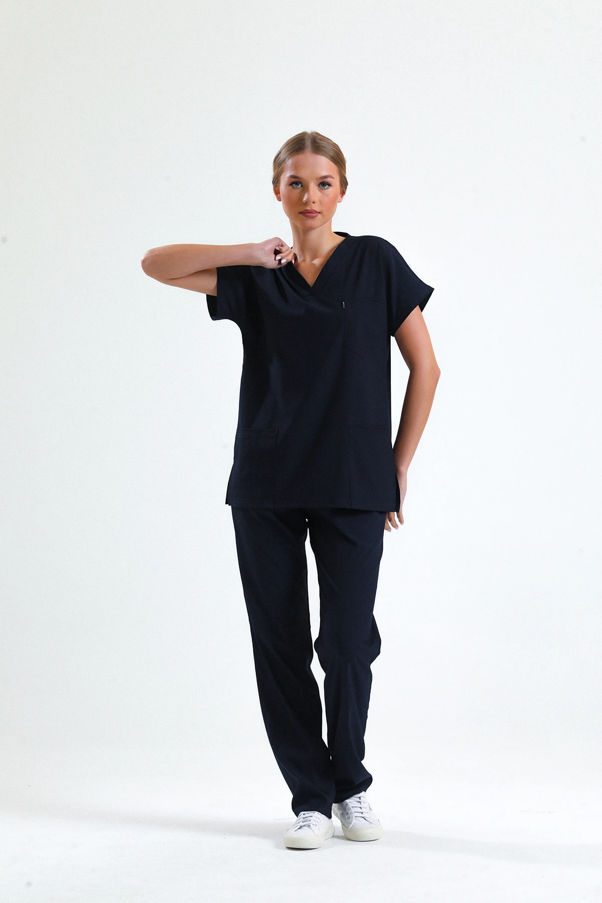 Lacivert Scrubs Tek Üst – V Yaka Antibakteriyel Medikal Doktor ve Hemşire Forması