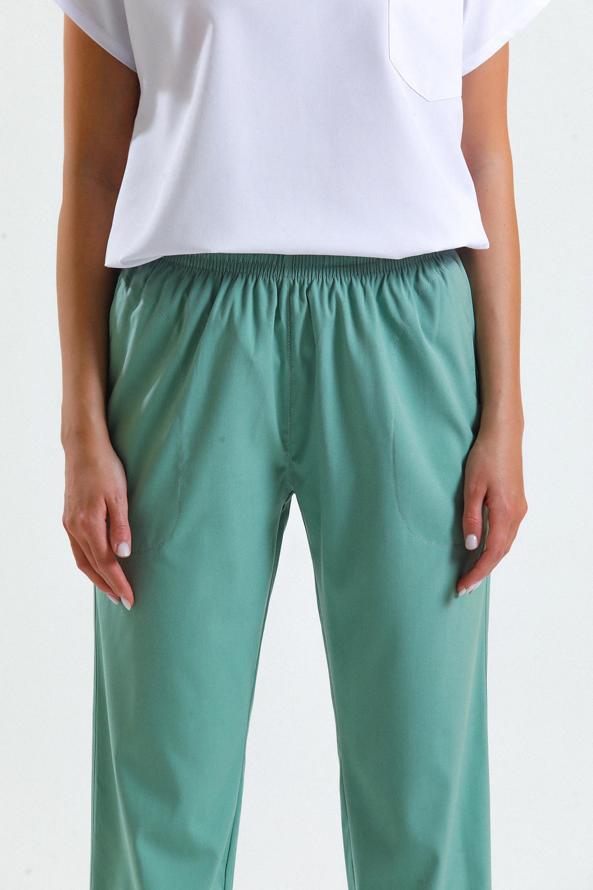 Mint Yeşili Scrubs Tek Alt – Likralı ve Nefes Alabilir Medikal Doktor ve Hemşire Forması