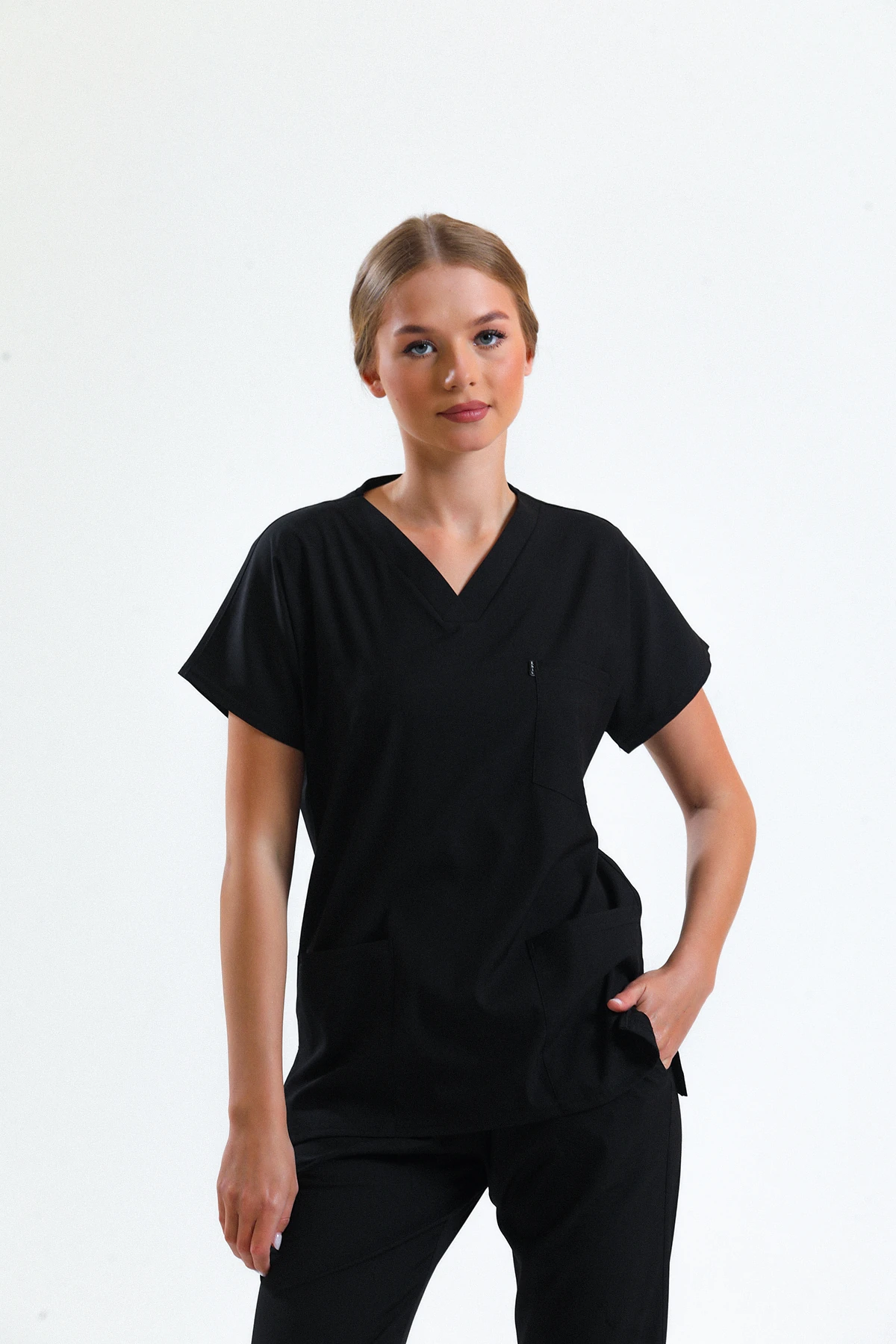 Siyah Scrubs Tek Üst – V Yaka Antibakteriyel Medikal Doktor ve Hemşire Forması