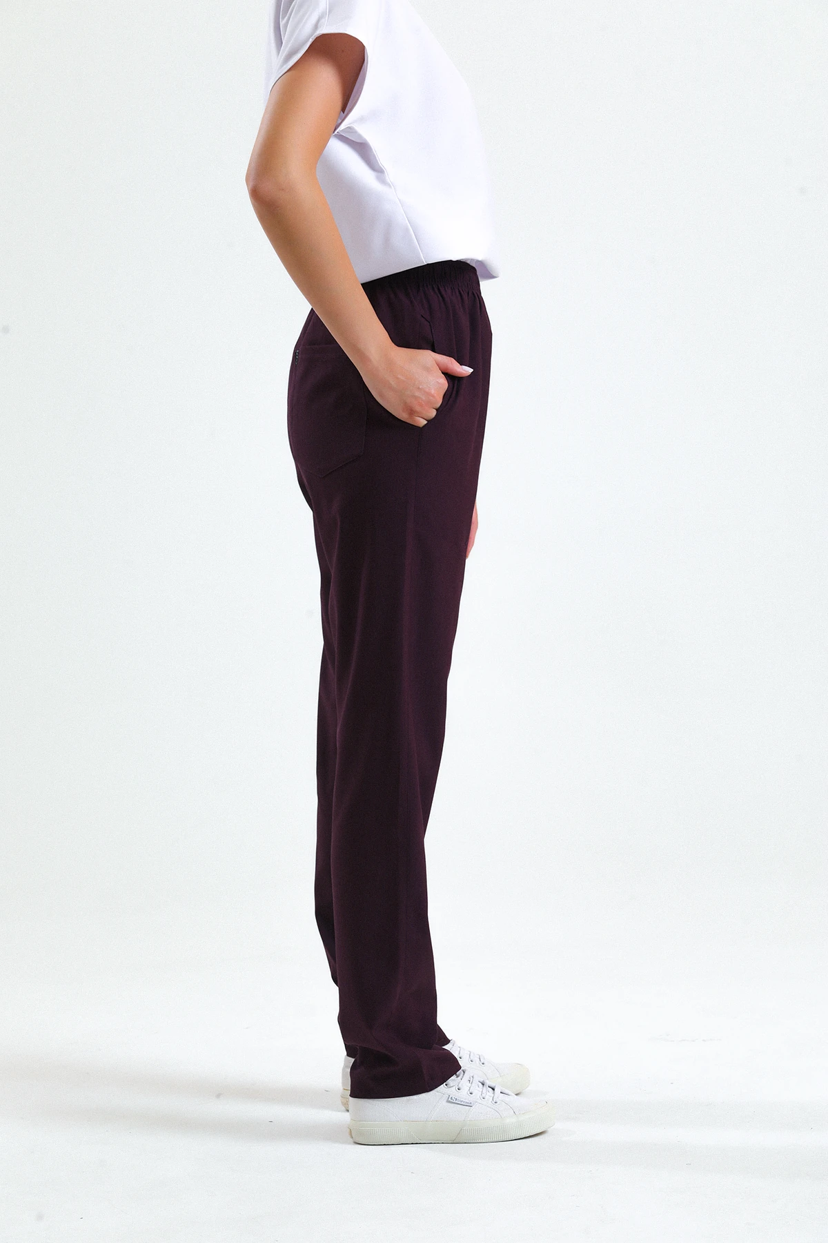 Mor Scrubs Tek Alt – Likralı ve Nefes Alabilir Medikal Doktor ve Hemşire Forması