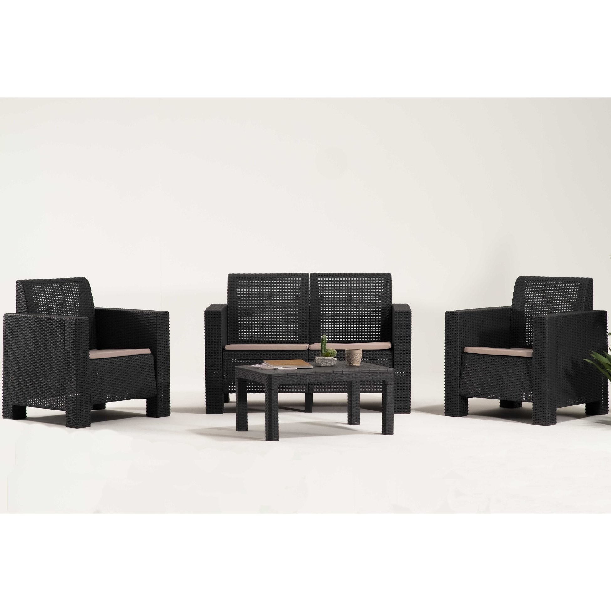 Rattan  Yemek Odası