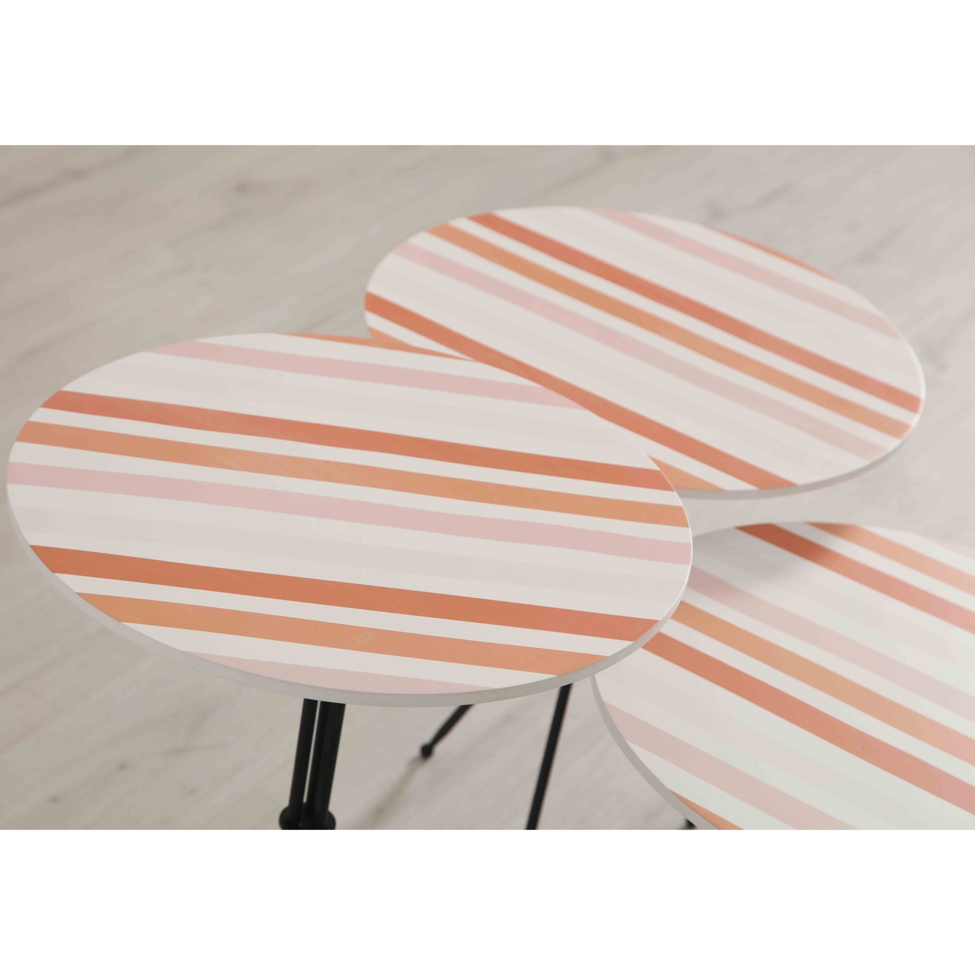 Star Round Table
