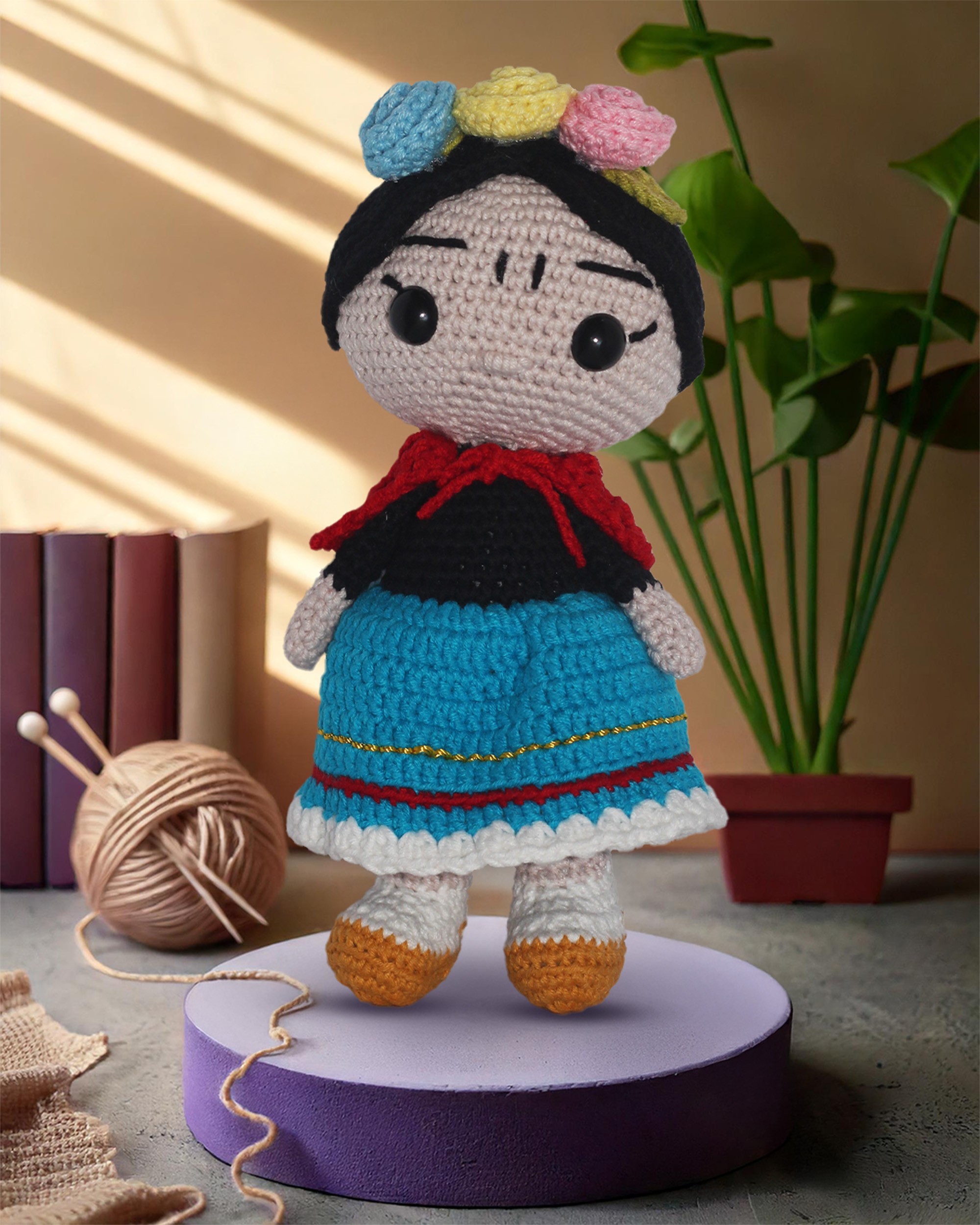 Frida Kahlo Amigurumi Bebek 20 cm - El Yapımı Sanatsal Örgü Oyuncak