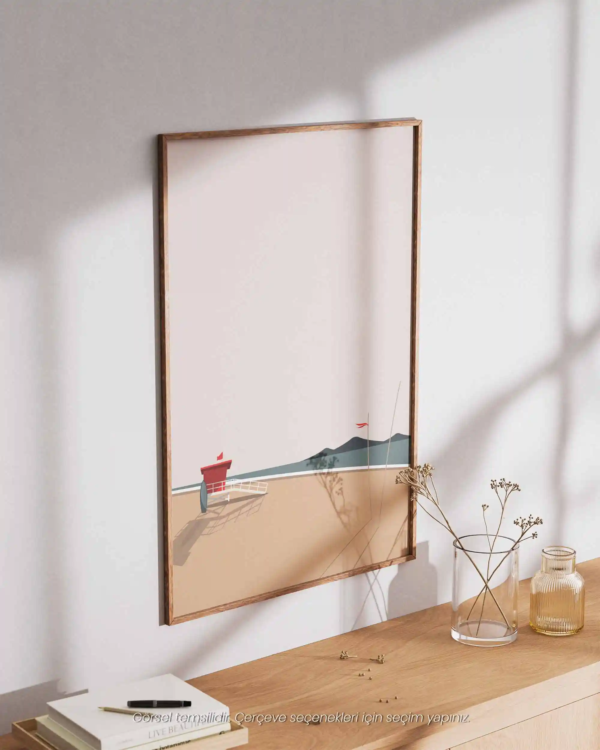 Sessiz Sahil - Minimal Cankurtaran Kulesi Flat Manzara Poster