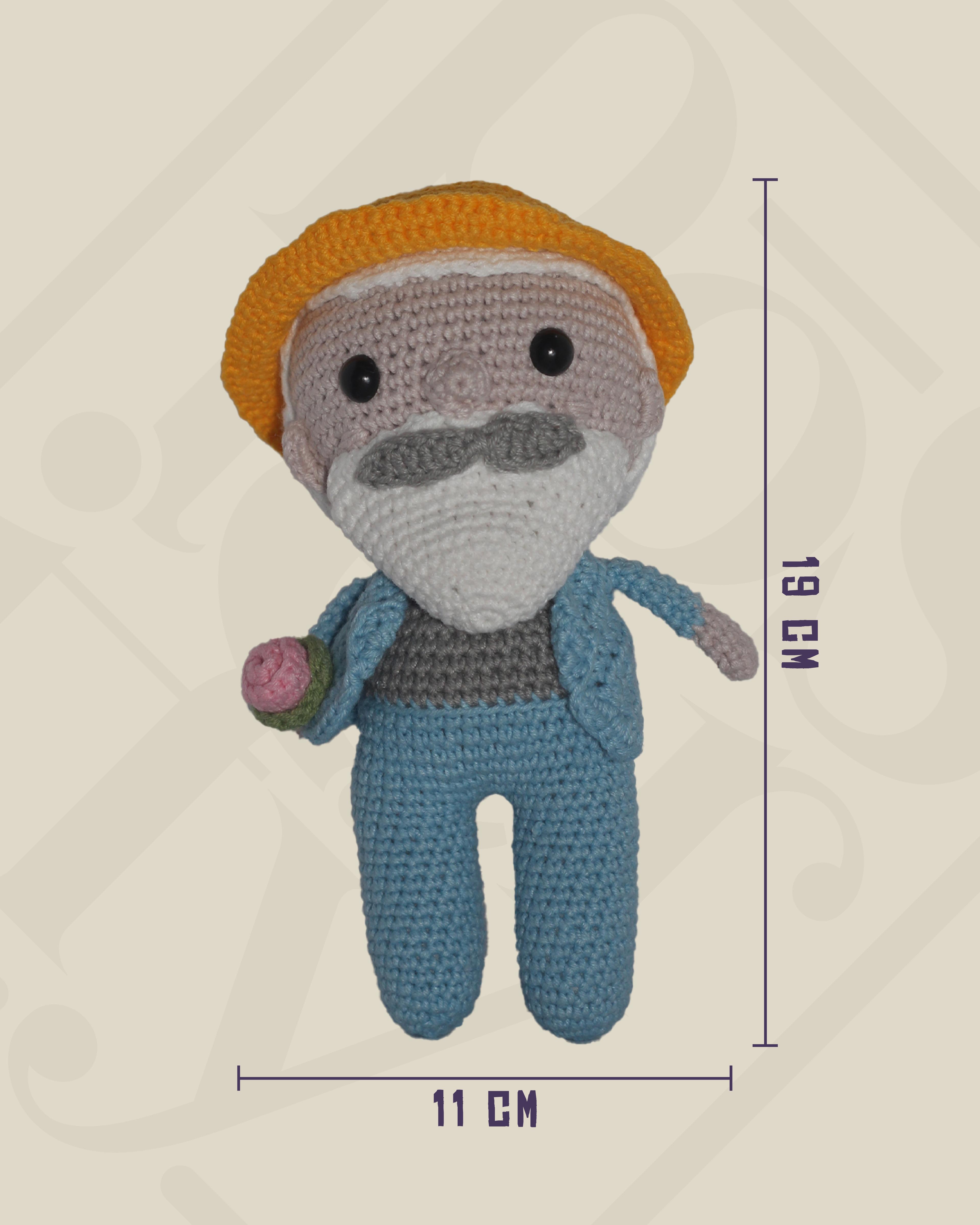 Claude Monet Amigurumi Bebek 19 cm - El Yapımı Sanatsal Örgü Oyuncak