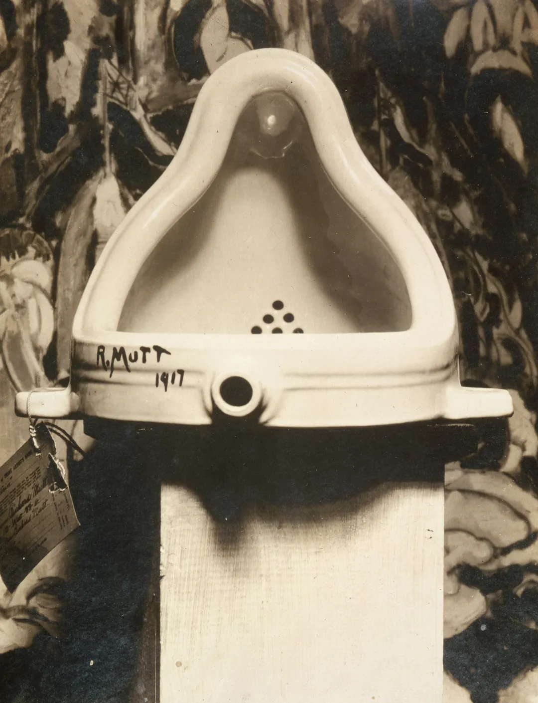 Fountain (1917), Marcel Duchamp, Seramik Pisuar, Tate Modern - Londra