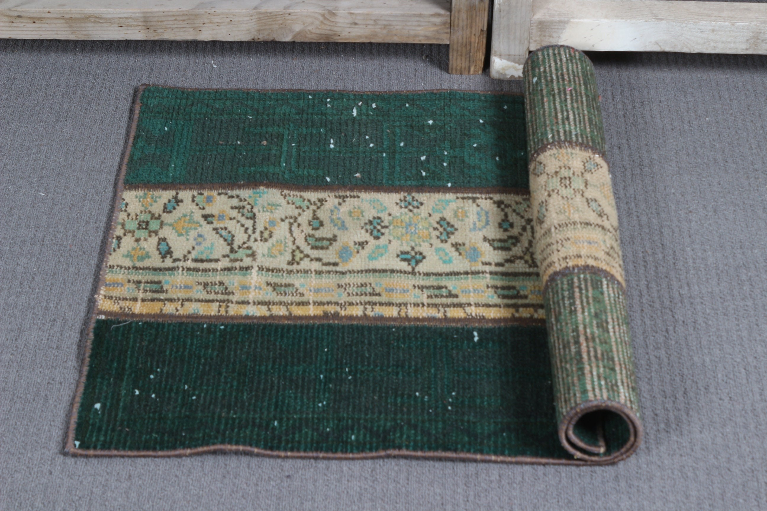 Vintage Halı, Türk Halıları, Anadolu Halısı, Oushak Halısı, Mutfak Halısı, Banyo Halıları, 1.9x3.1 ft Küçük Halı, Yeşil Anadolu Halısı, Banyo Halısı