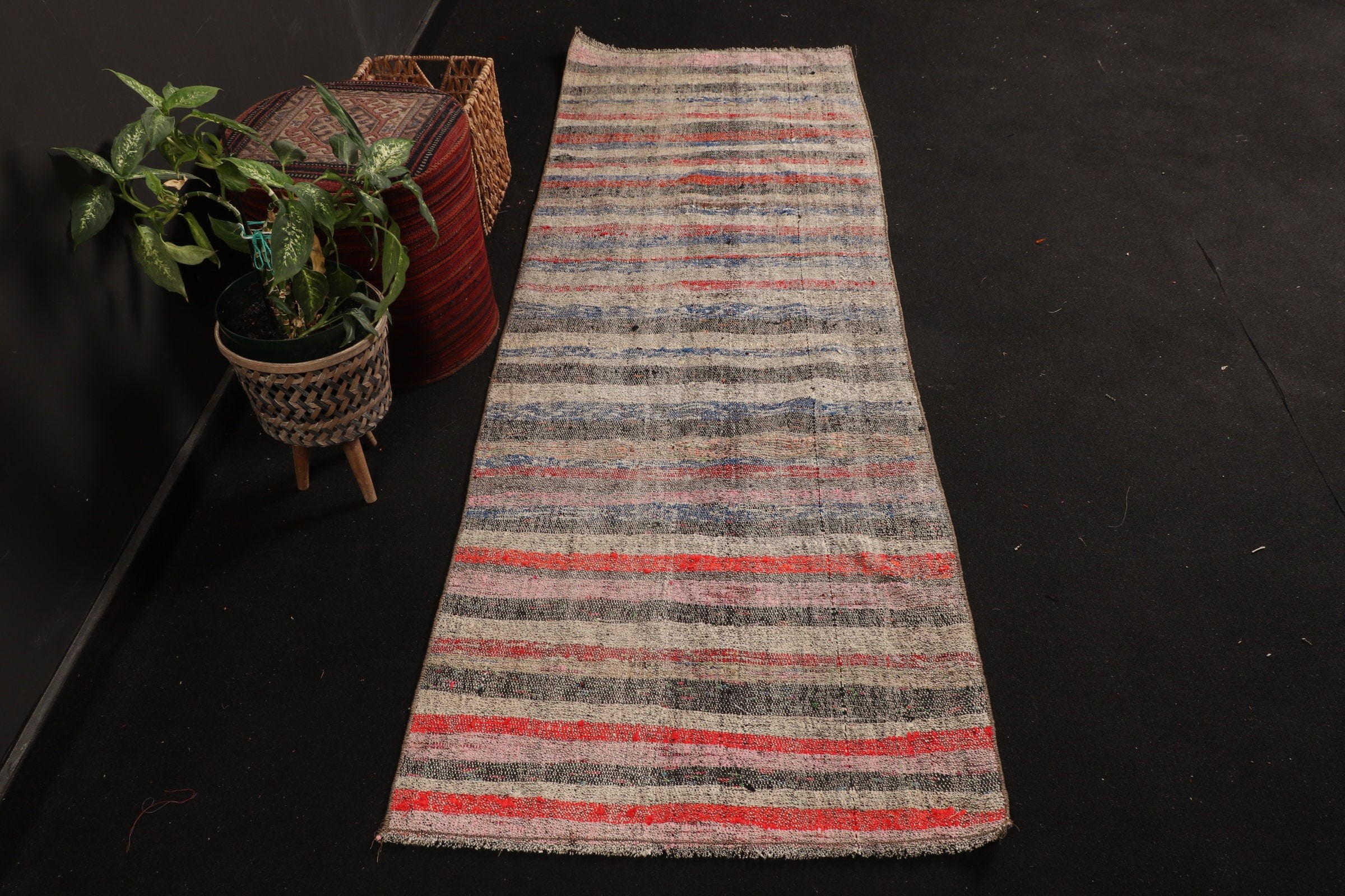 Fas Halısı, Mavi Yatak Odası Halıları, Koridor Halısı, Kilim, Merdiven Halıları, 2.7x7.9 ft Yolluk Halısı, Türk Halısı, Vintage Halı, Eski Halı