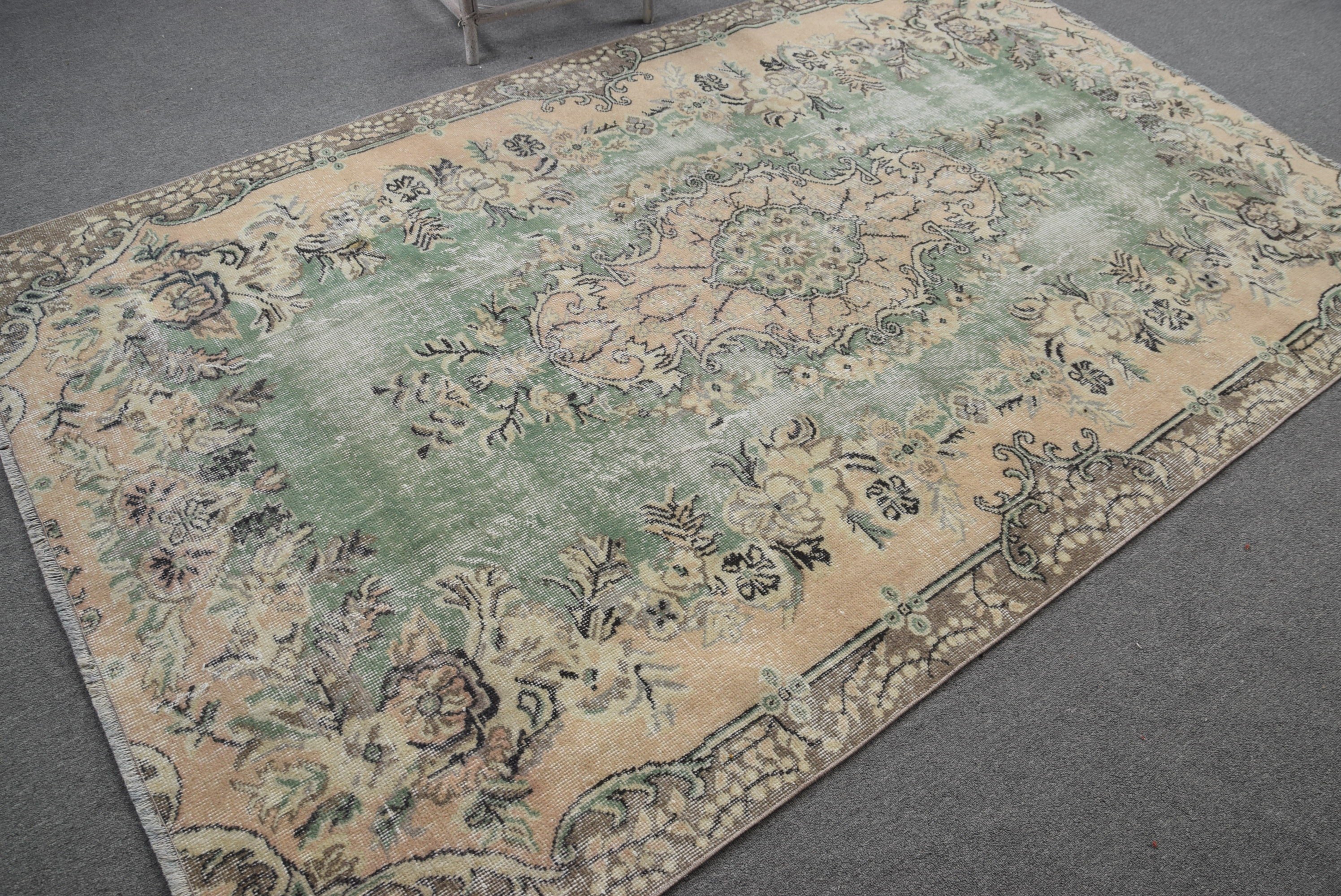 Turkish Rug, Green Home Decor Rugs, 5.5x8.7 ft Large Rugs, Living Room Rug, Home Decor Rug, Vintage Rug, Salon Rug, Moroccan Rugs, Old Rug