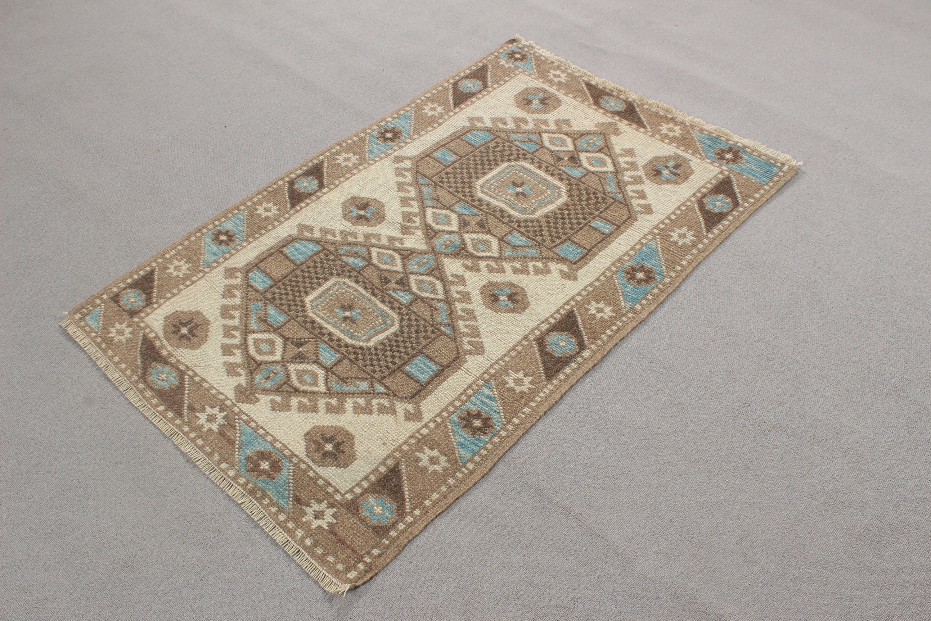 Floor Rug, Turkish Rugs, Beige Floor Rugs, Vintage Rug, Bedroom Rugs, Bathroom Rugs, 2.7x4.3 ft Small Rug, Rugs for Bathroom