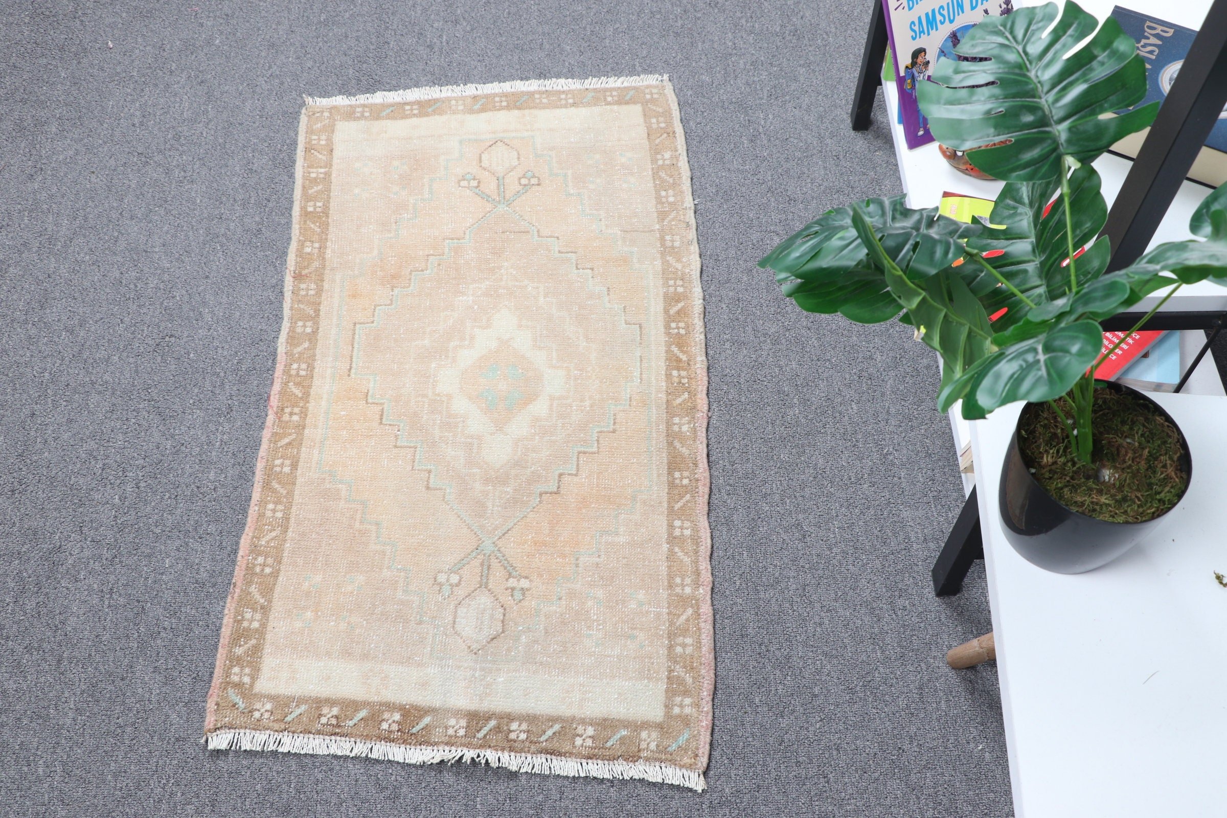 Cool Rug, Vintage Rug, 1.6x3 ft Small Rug, Bathroom Rugs, Moroccan Rug, Turkish Rug, Rugs for Door Mat, Bedroom Rugs, Beige Moroccan Rug