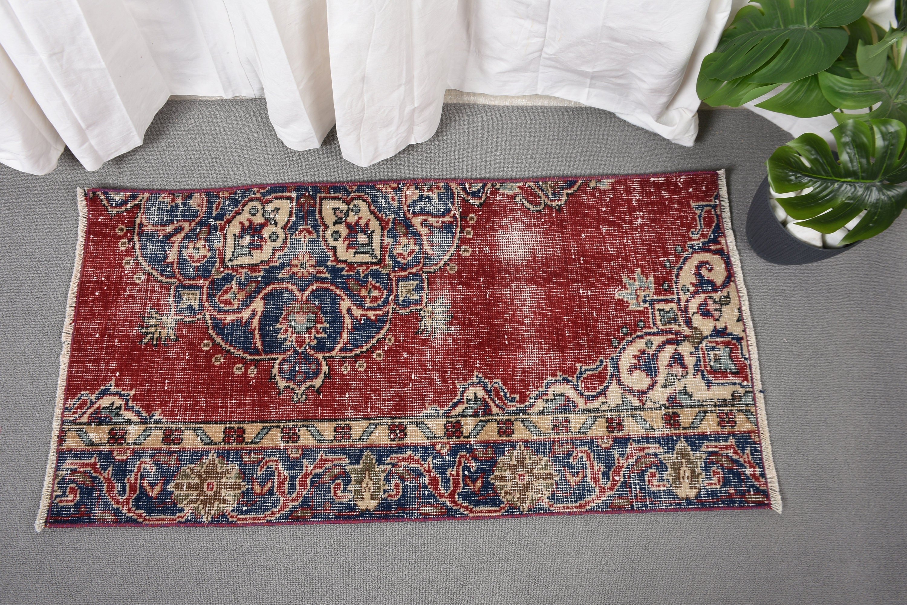 Kırmızı Mutfak Halısı, Vintage Halı, Araba Paspas Halısı, Türk Halısı, Fas Halıları, Düz Dokuma Halılar, Egzotik Halılar, 1.8x3.6 ft Küçük Halı, Mutfak Halıları