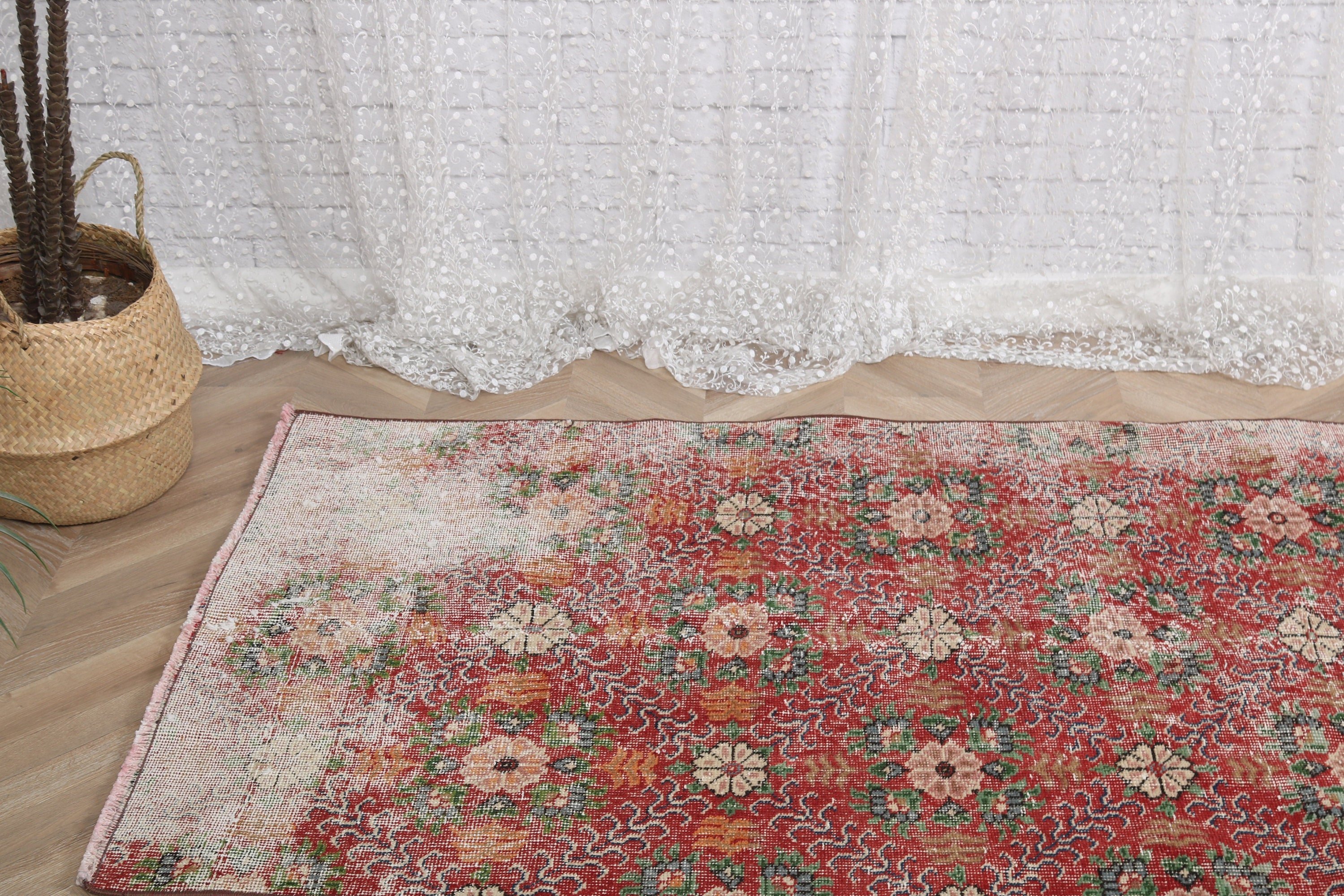 Vintage Halı, Giriş Halıları, Mutfak Halıları, Kırmızı Soğuk Halı, Çocuk Halıları, Türk Halıları, Anadolu Halıları, 3.1x6.4 ft Vurgu Halısı, Oryantal Halı