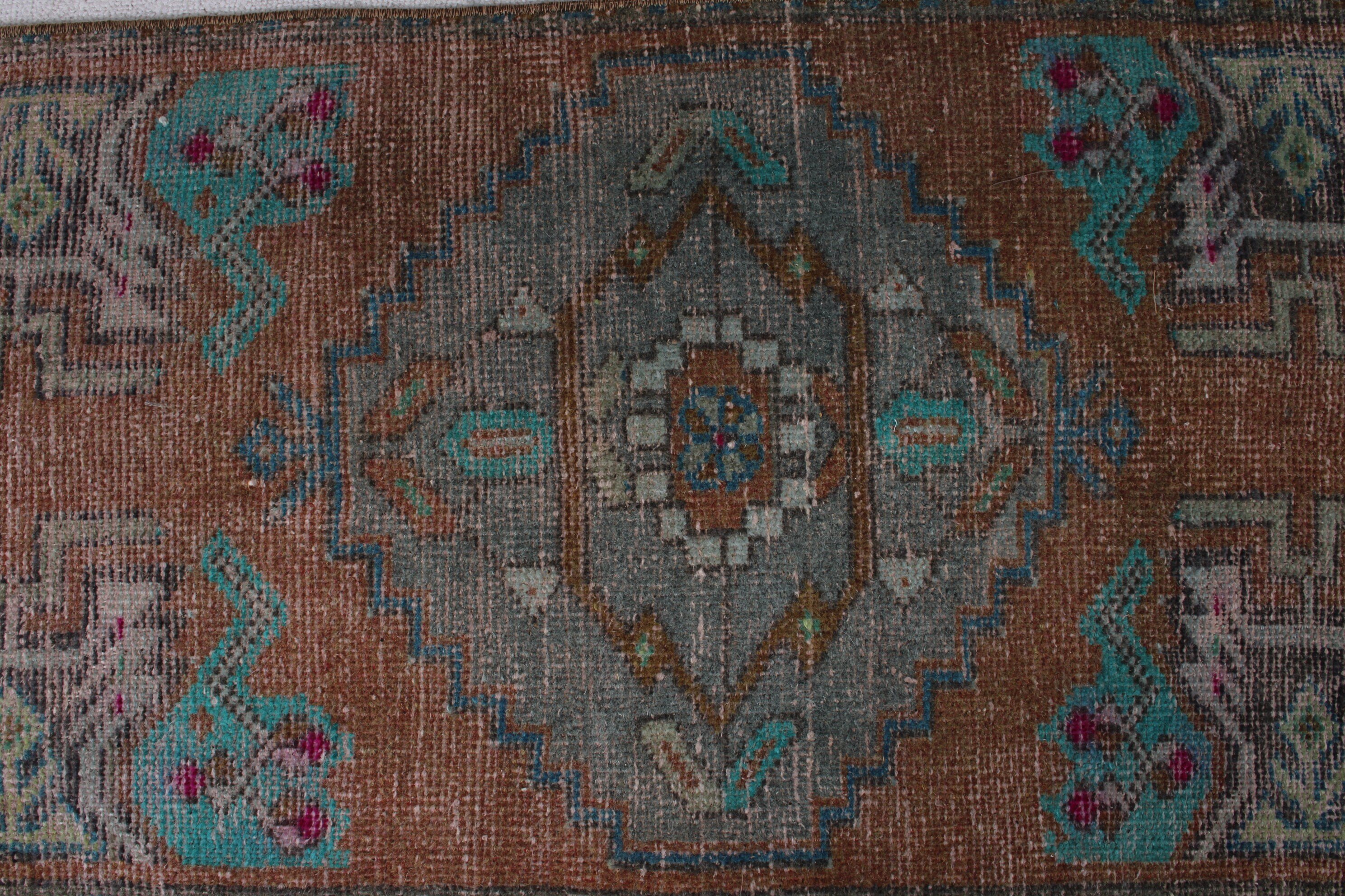 Duvara Asılı Halı, Küçük Vintage Halılar, El Dokuma Halılar, Kahverengi Düz Dokuma Halılar, Bildiri Halısı, Türk Halısı, 1.6x3.4 ft Küçük Halılar, Vintage Halılar