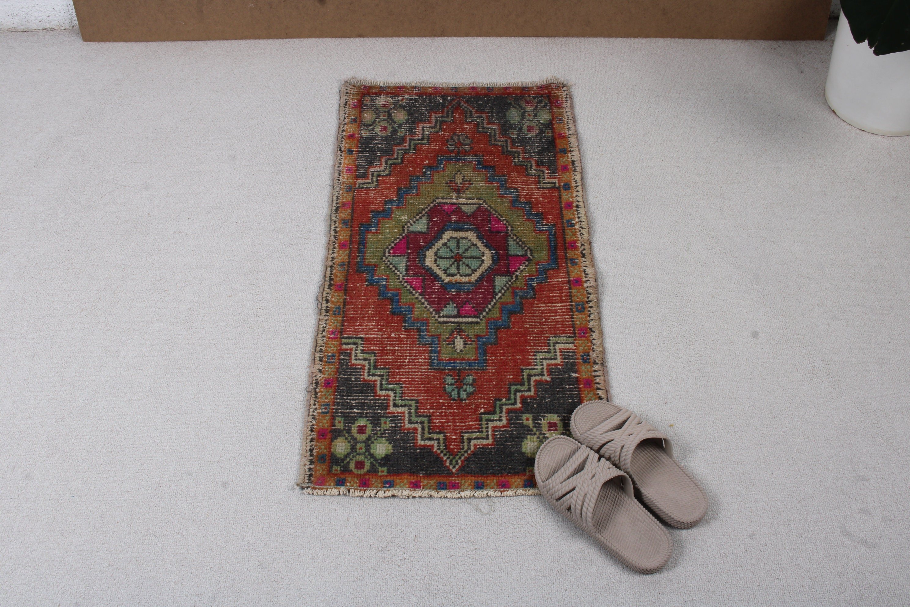 1.5x3 ft Small Rugs, Door Mat Rugs, Boho Rugs, Vintage Rug, Handmade Rug, Small Vintage Rug, Red Bedroom Rug, Turkish Rug, Flatweave Rugs