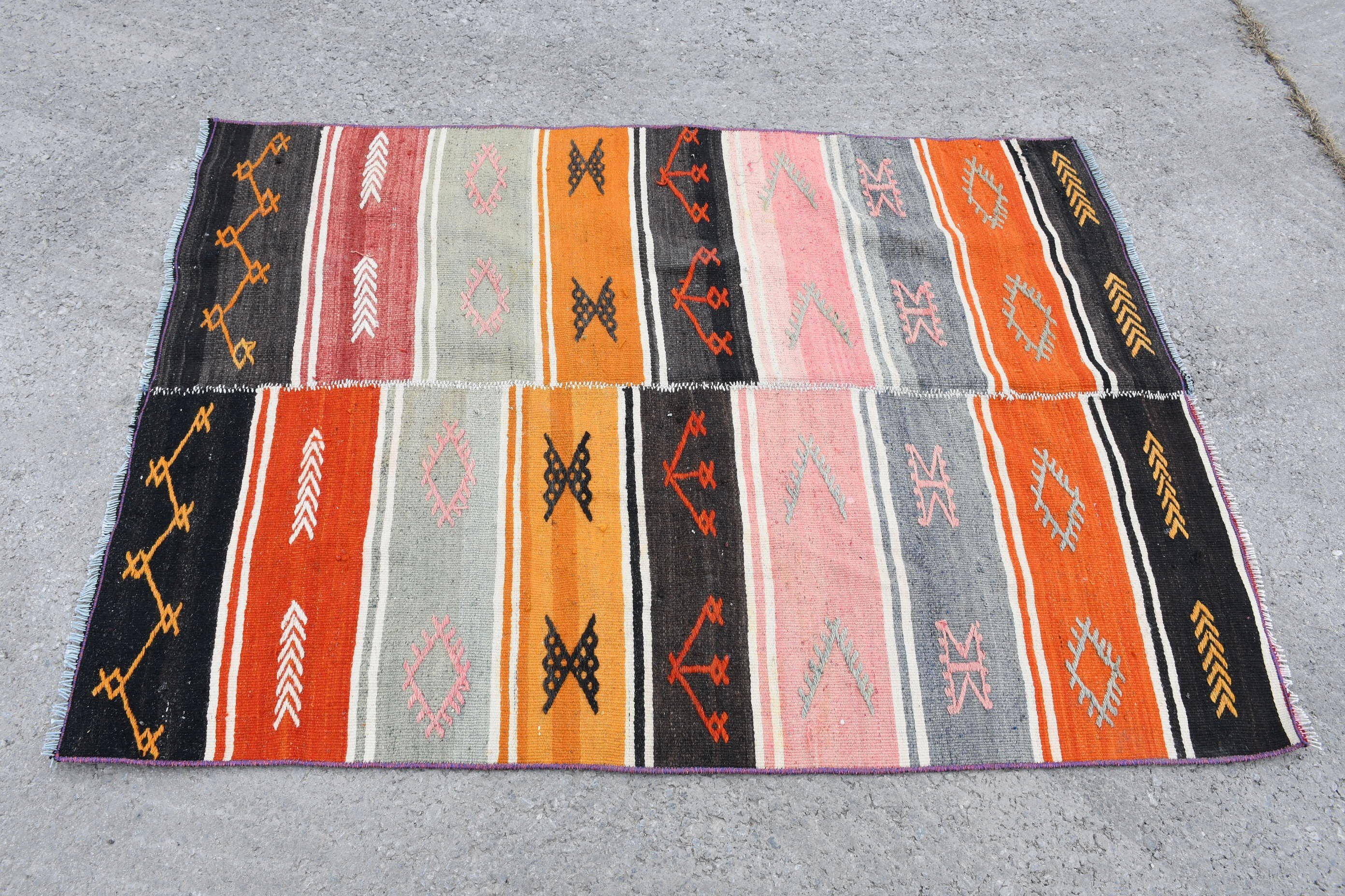 Giriş Kilim, 104x145 cm Antre Kilim, Türk Kilim, Mutfak Kilim, Uşak Kilim, Mutfak Kilim, Giriş Kilim, Giriş Kilim, Turuncu Zemin Kilim