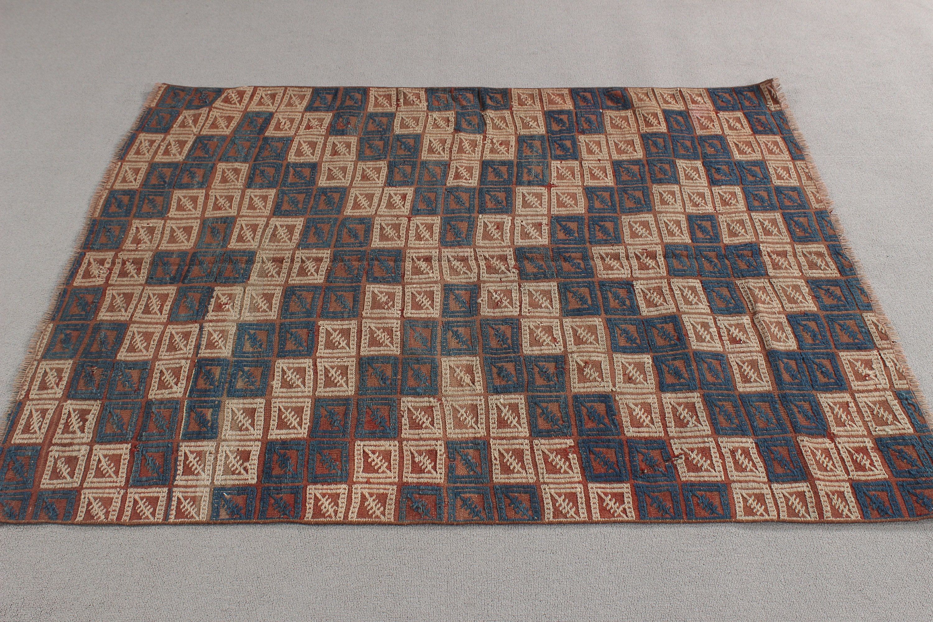 Vintage Halı, Türk Halısı, Lüks Halı, Kilim, Oryantal Halılar, Bej Oushak Halısı, 3,8x4,7 ft Accent Halıları, Yatak Odası Halıları, Boho Halısı, Giriş Halısı