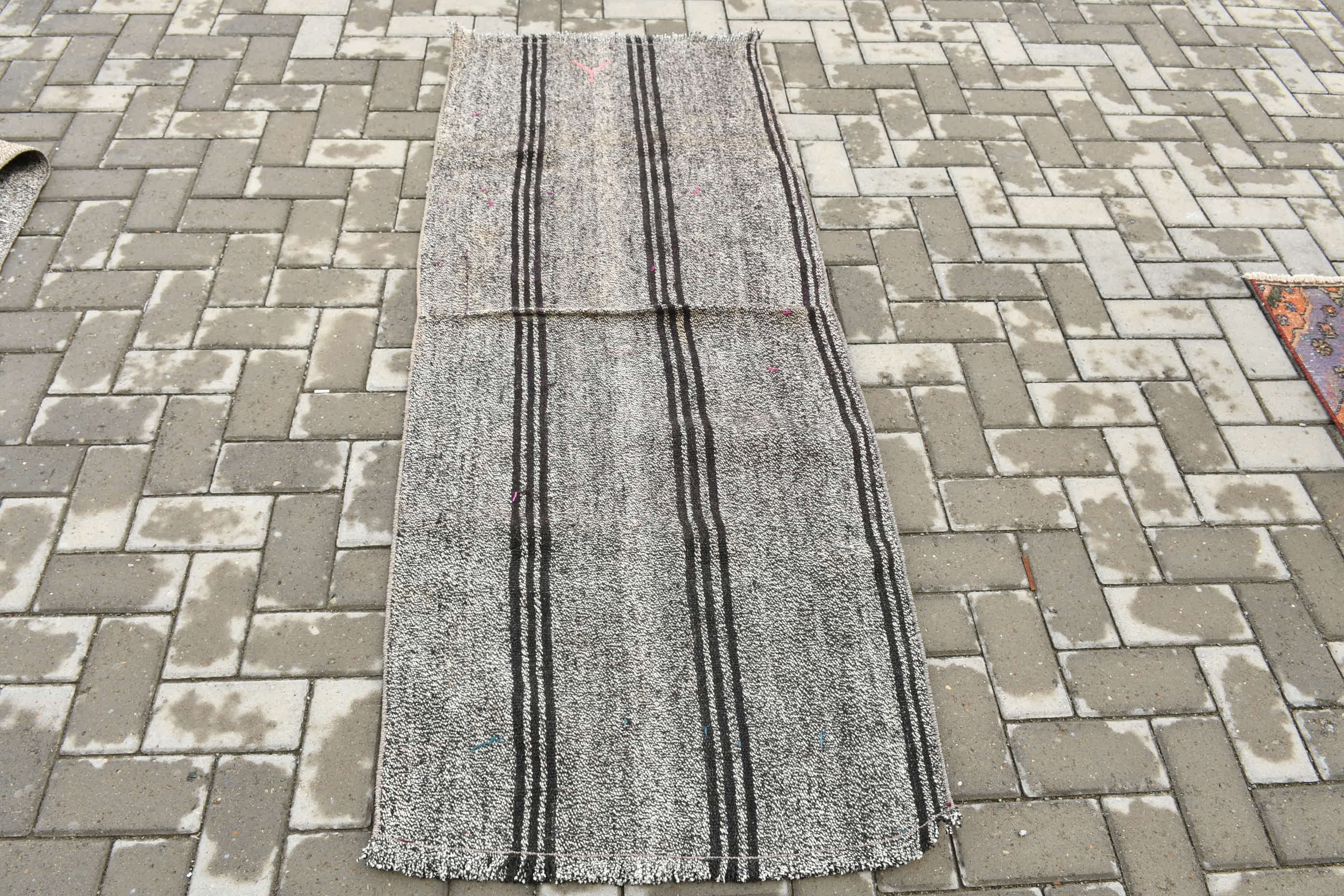 Oryantal Halı, Siyah Yer Halısı, 2,5x6,1 ft Aksan Halısı, Antika Halılar, Retro Halı, Türk Halısı, Giriş Halısı, Kilim, Vintage Halılar, Çocuk Halısı