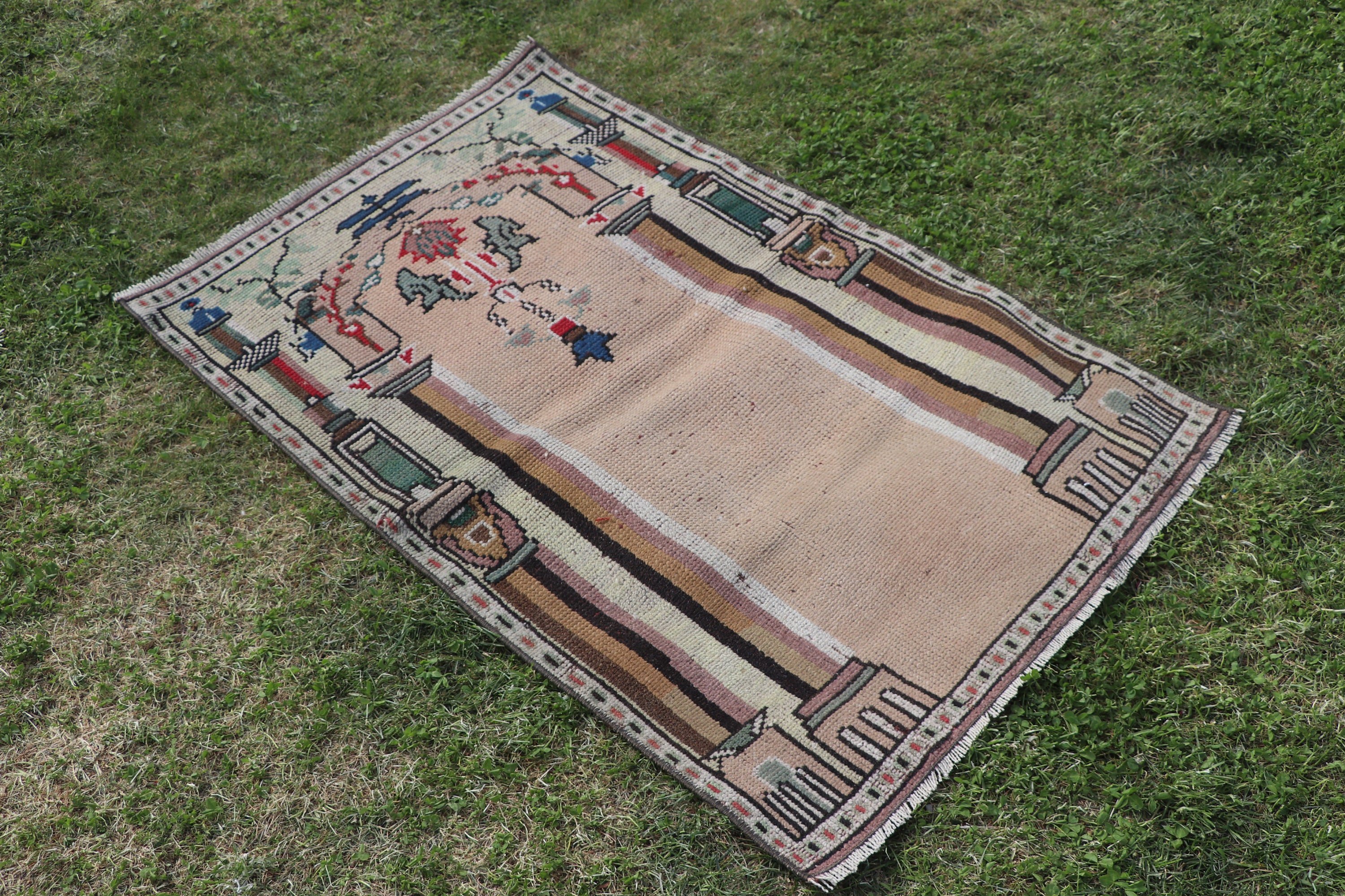 Small Vintage Rugs, Vintage Rug, Turkish Rug, Wool Rugs, Aesthetic Rug, 2.4x3.7 ft Small Rug, Kitchen Rug, Beige Statement Rug, Cool Rug