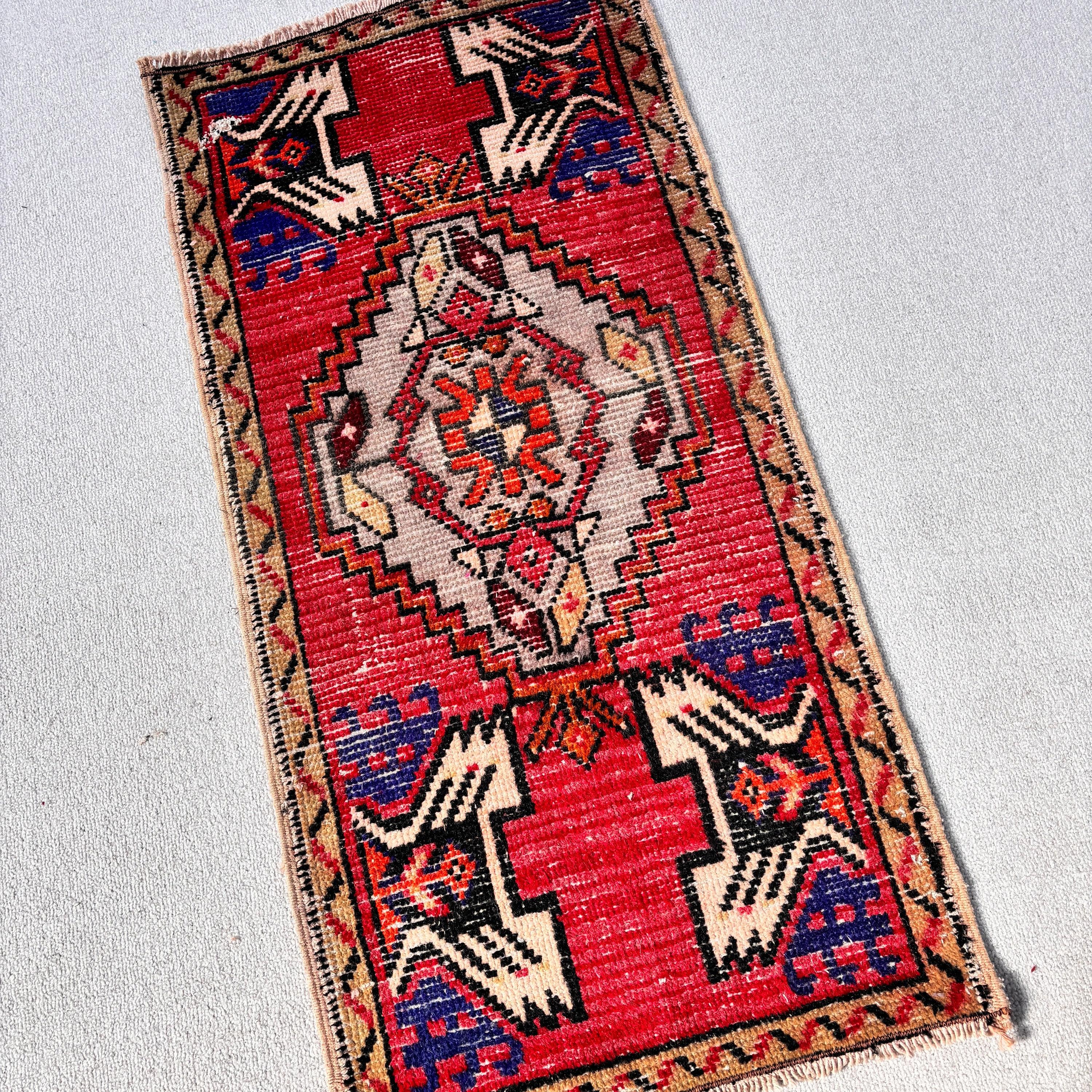 Small Vintage Rug, Exotic Rug, 1.6x3.2 ft Small Rug, Neutral Rugs, Anatolian Rugs, Small Boho Rugs, Turkish Rug, Vintage Rug, Red Wool Rugs